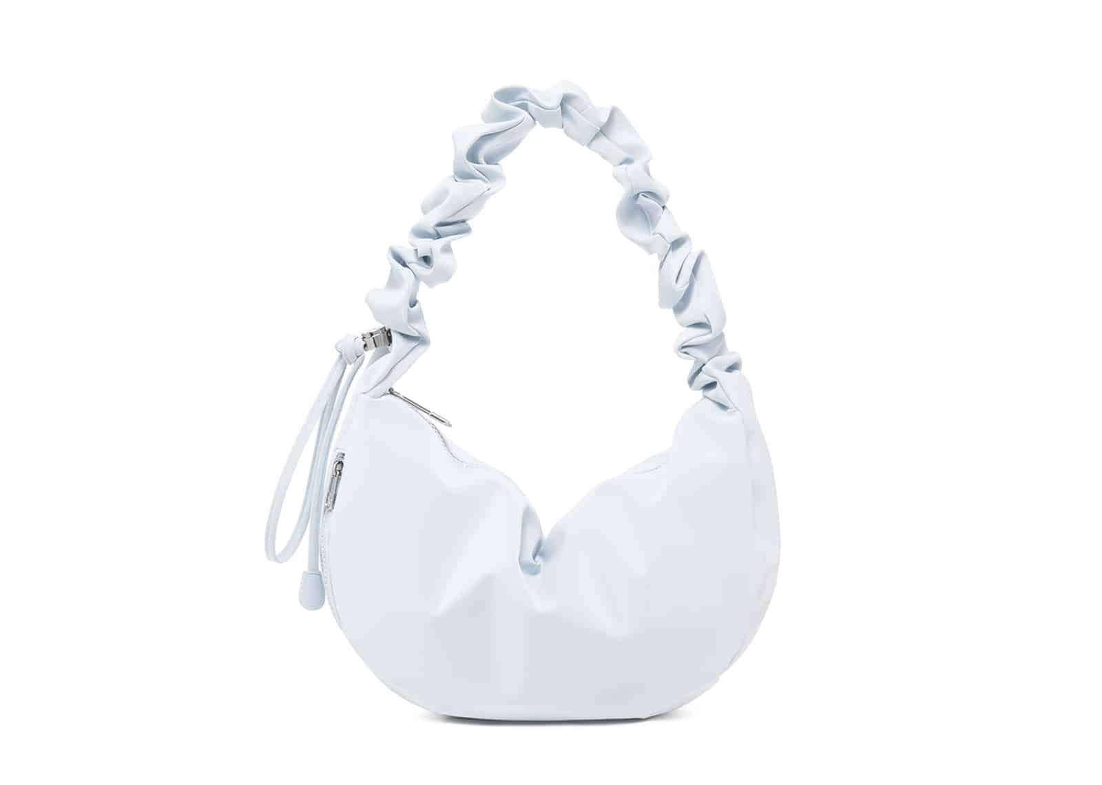 Carlyn Babe M Bag Light Blue H73104020