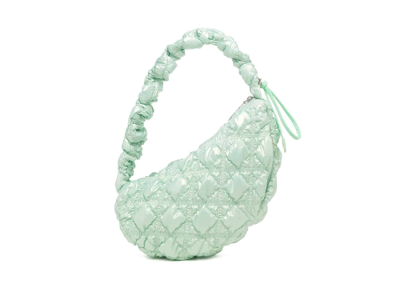 Carlyn Cozy Glow Bag Mint H73302010