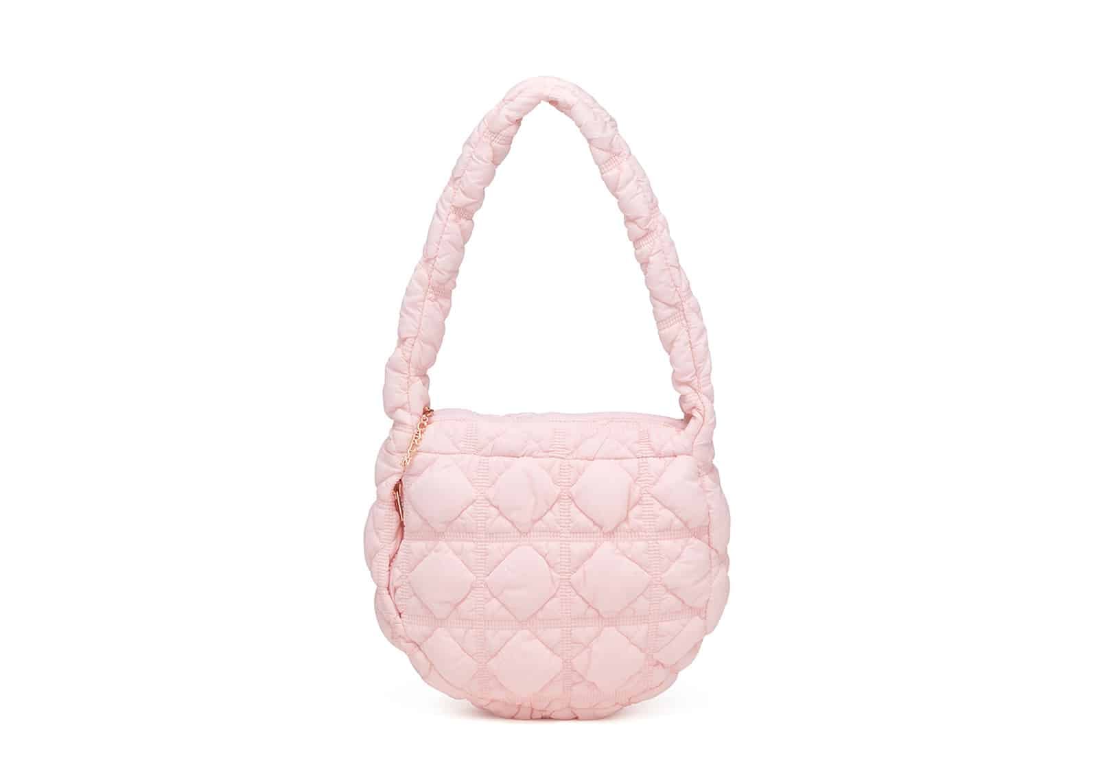Carlyn Soft M Bag Pale Pink H71307020