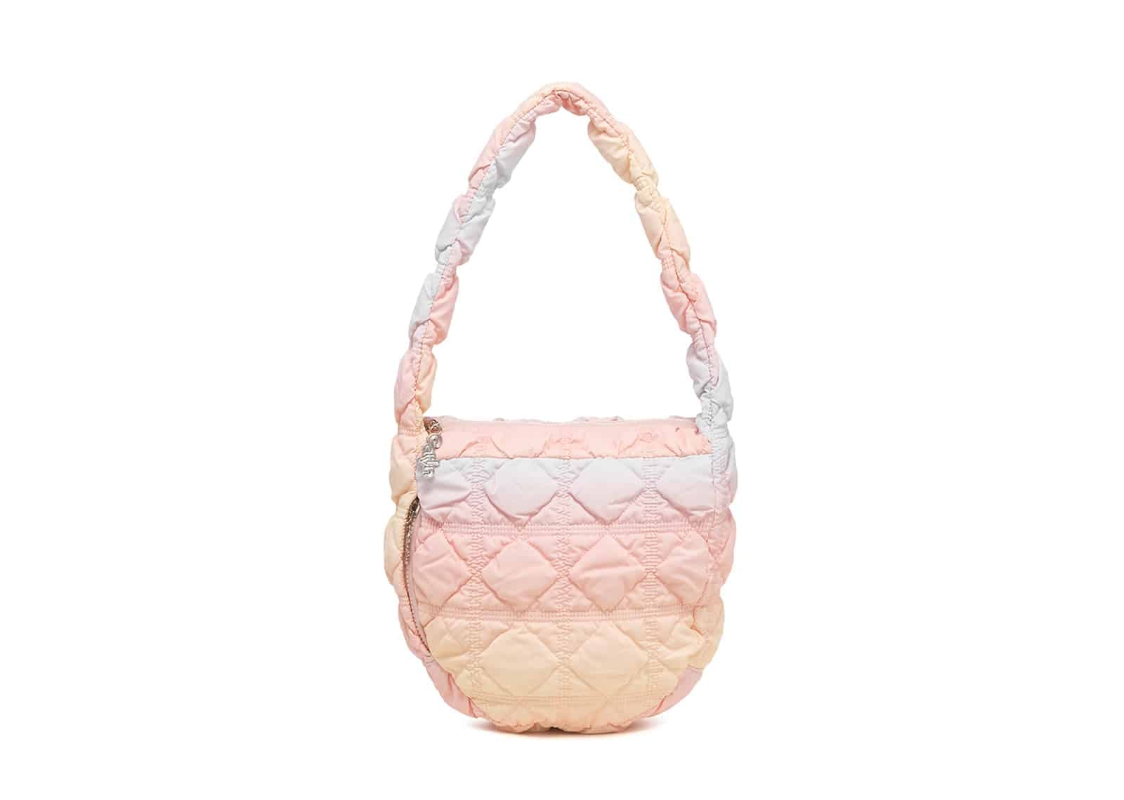 Carlyn Soft Cotton Candy M Bag Pastel Pink H73116030