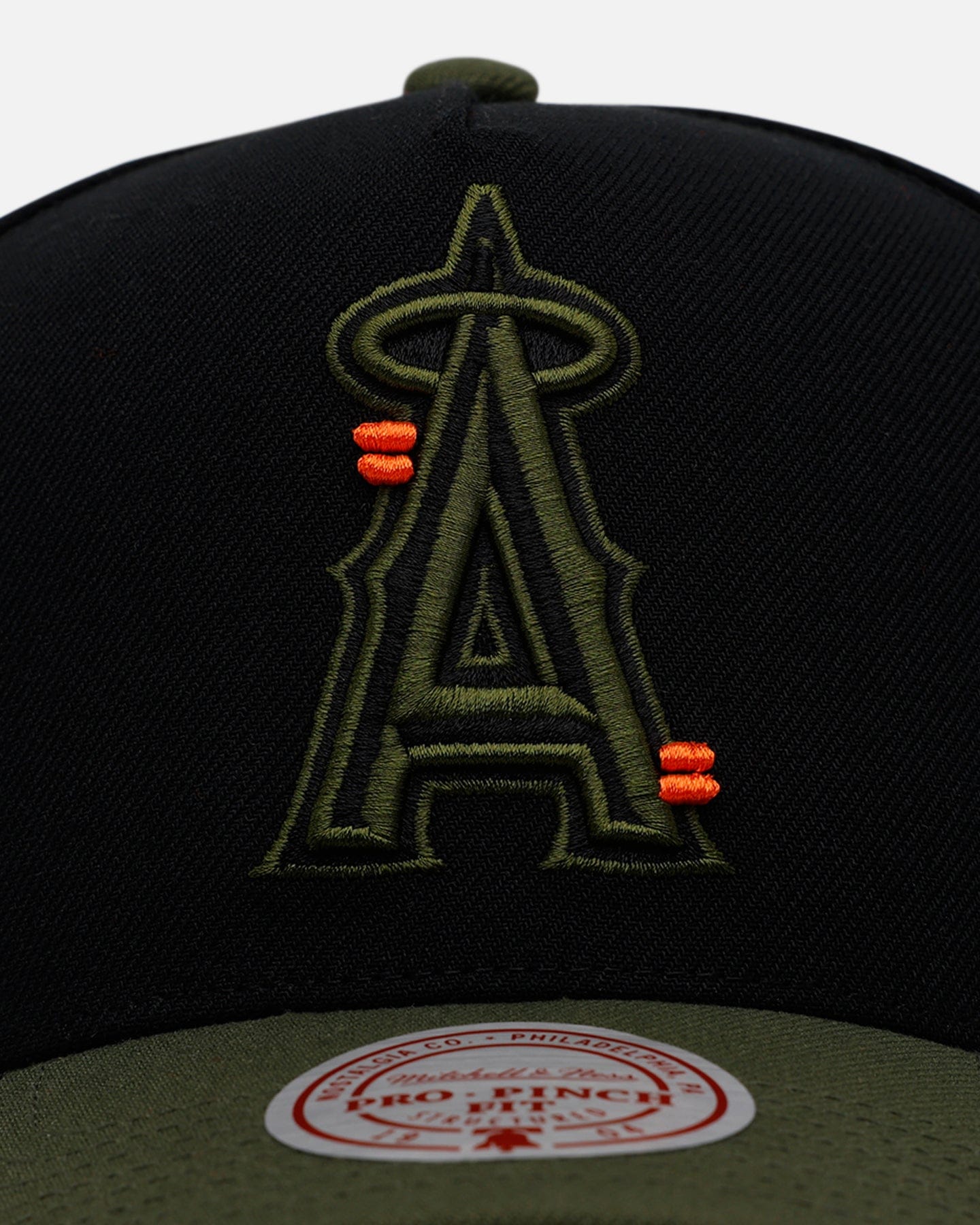 Mitchell & NESS Los Angeles Angels Olive Cargos Pro Pinch Snapback Olive/Black