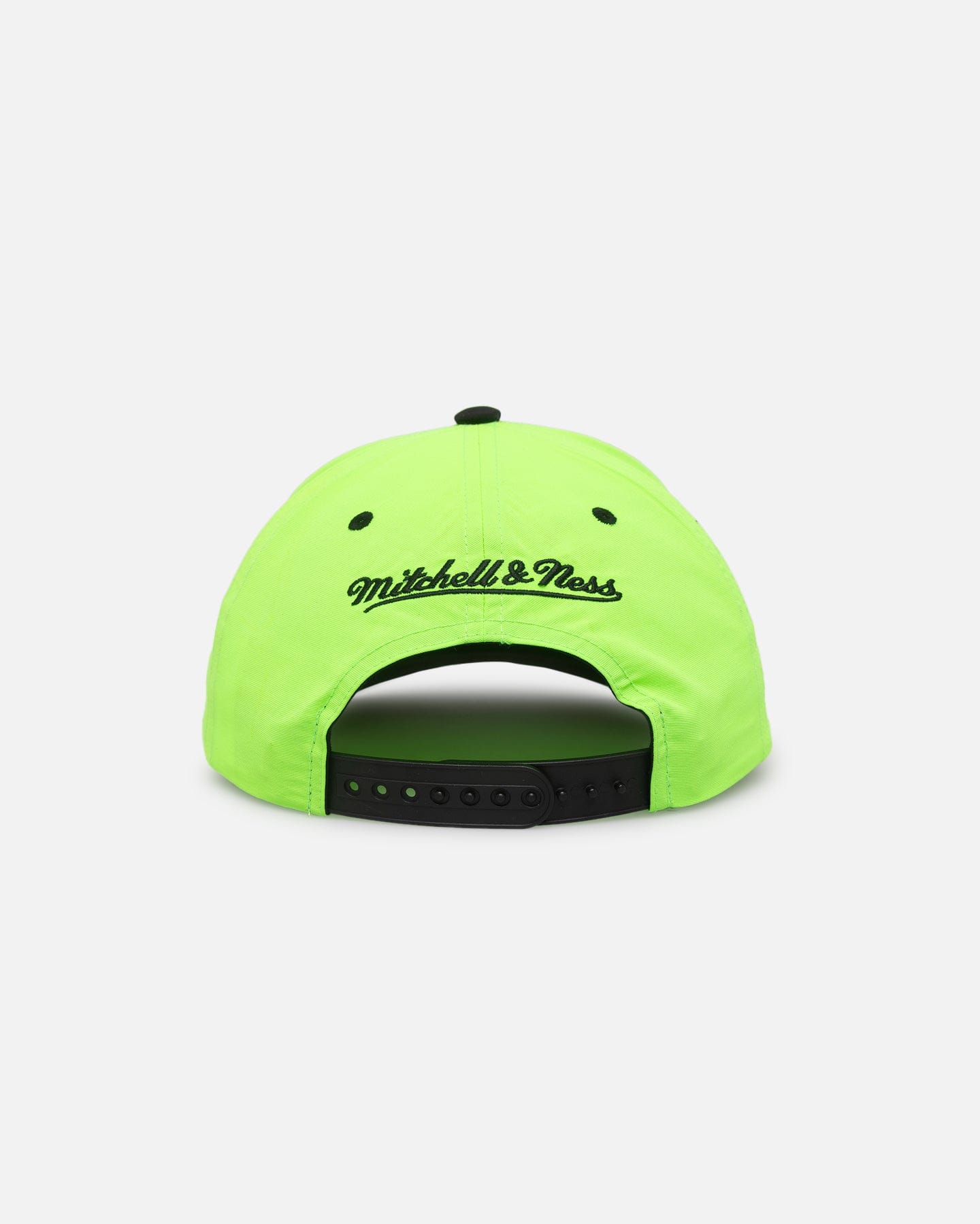 Mitchell & NESS Boston Celtics Nylon Deadstock 2 - Tone Snapback Neon Green/Black