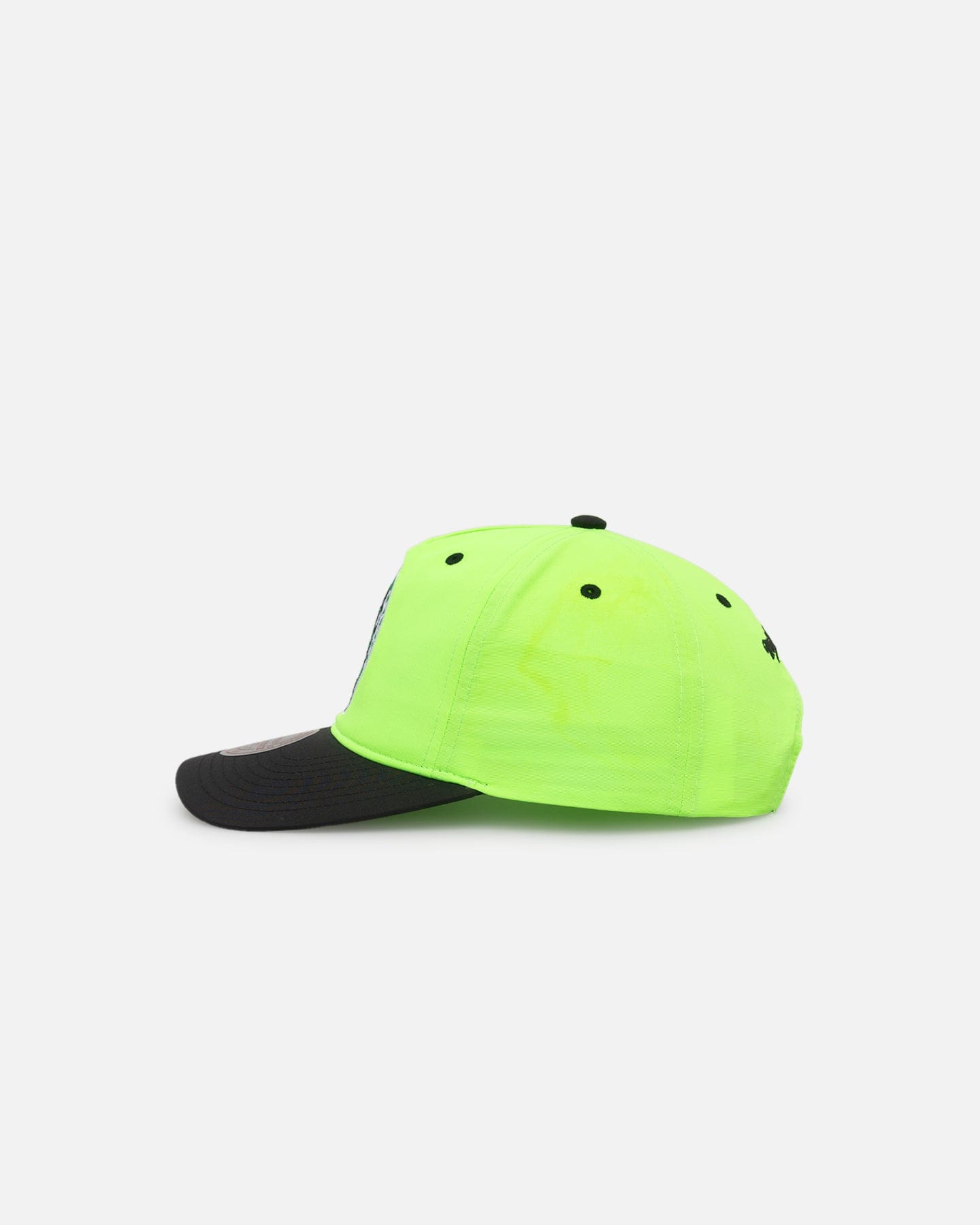 Mitchell & NESS Boston Celtics Nylon Deadstock 2 - Tone Snapback Neon Green/Black