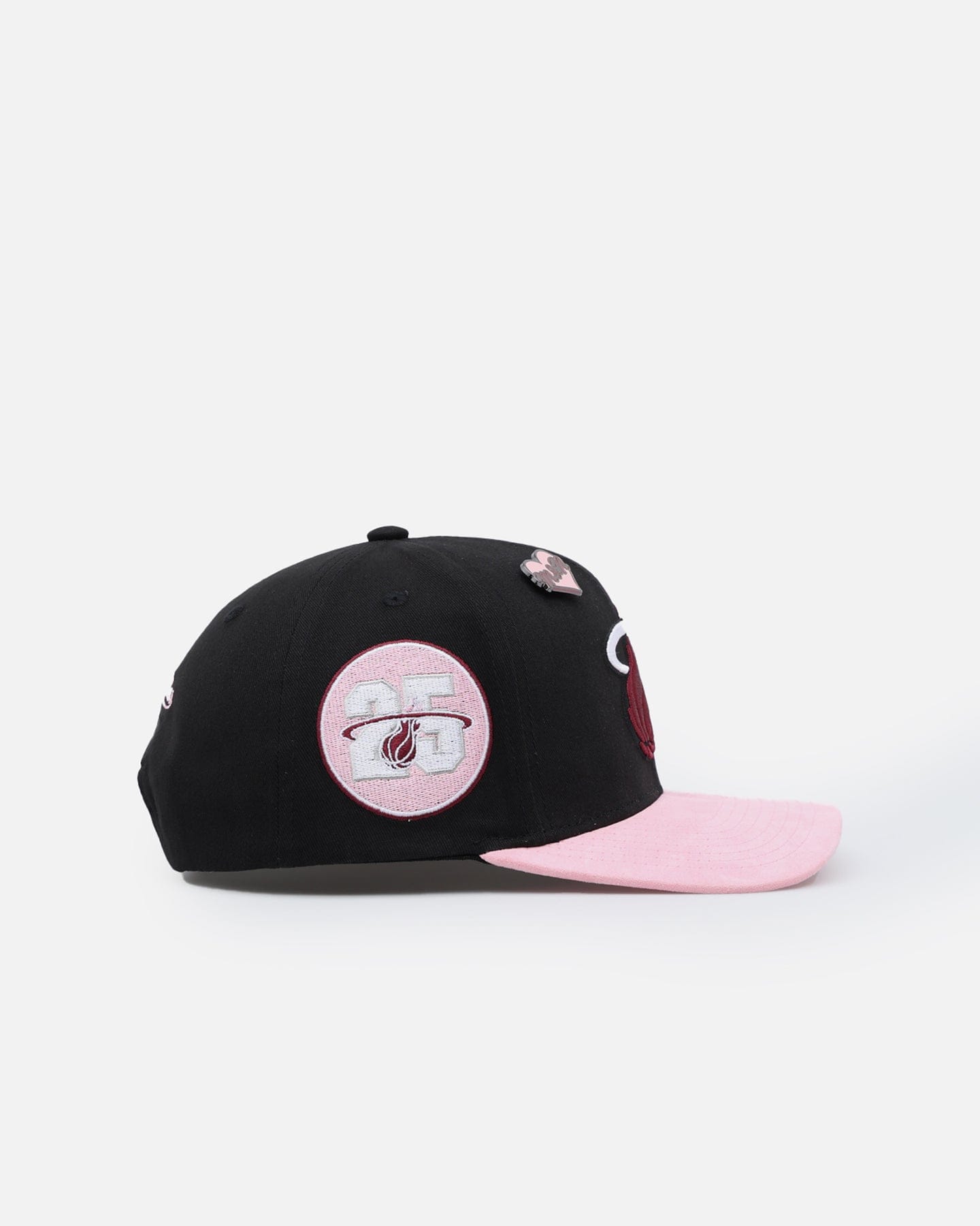 Mitchell & NESS Miami Heat Love & Devotion Snapback Black/Pink