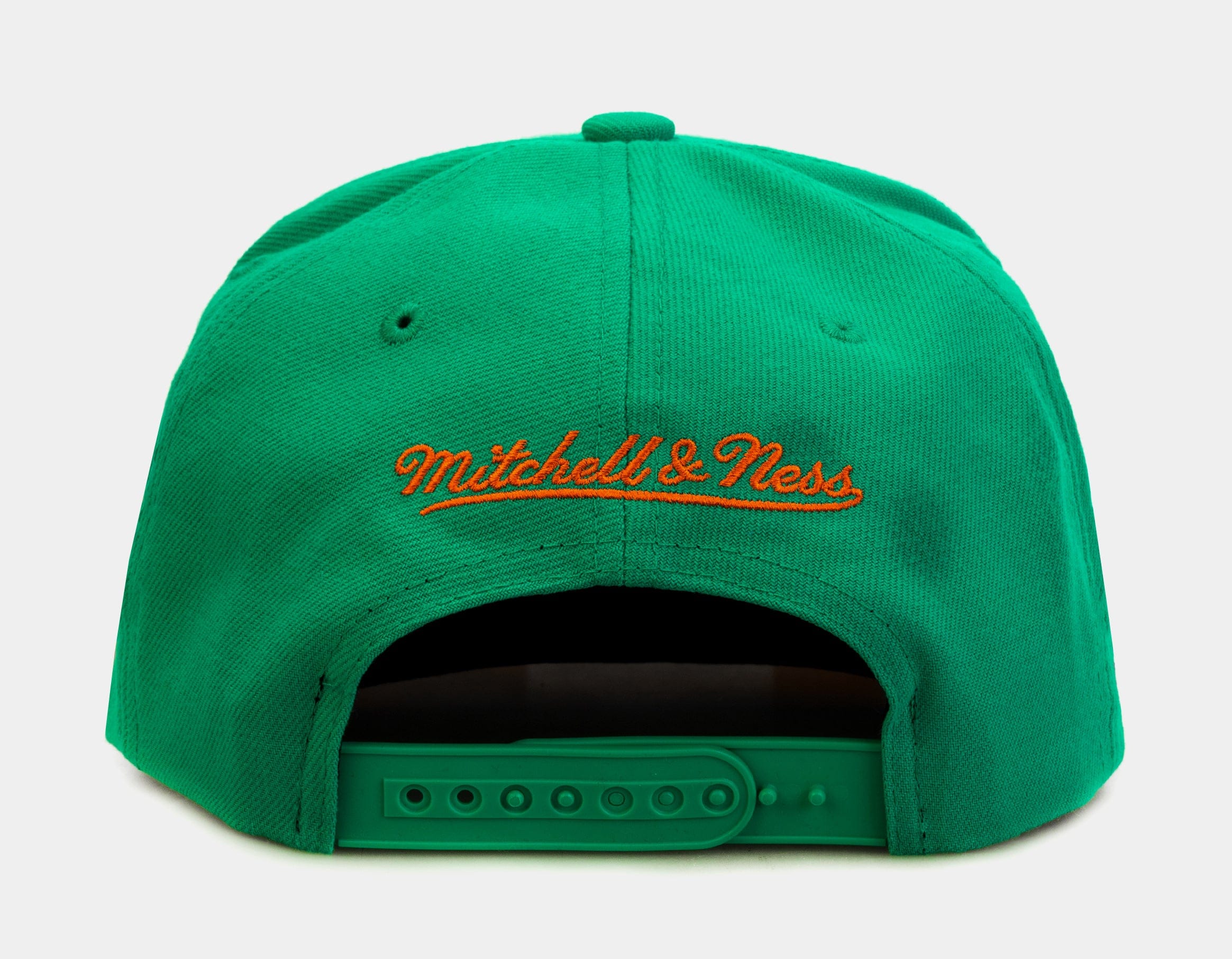 Mitchell & NESS Dallas Mavericks Desert Green Snapback Mens Hat (Green)