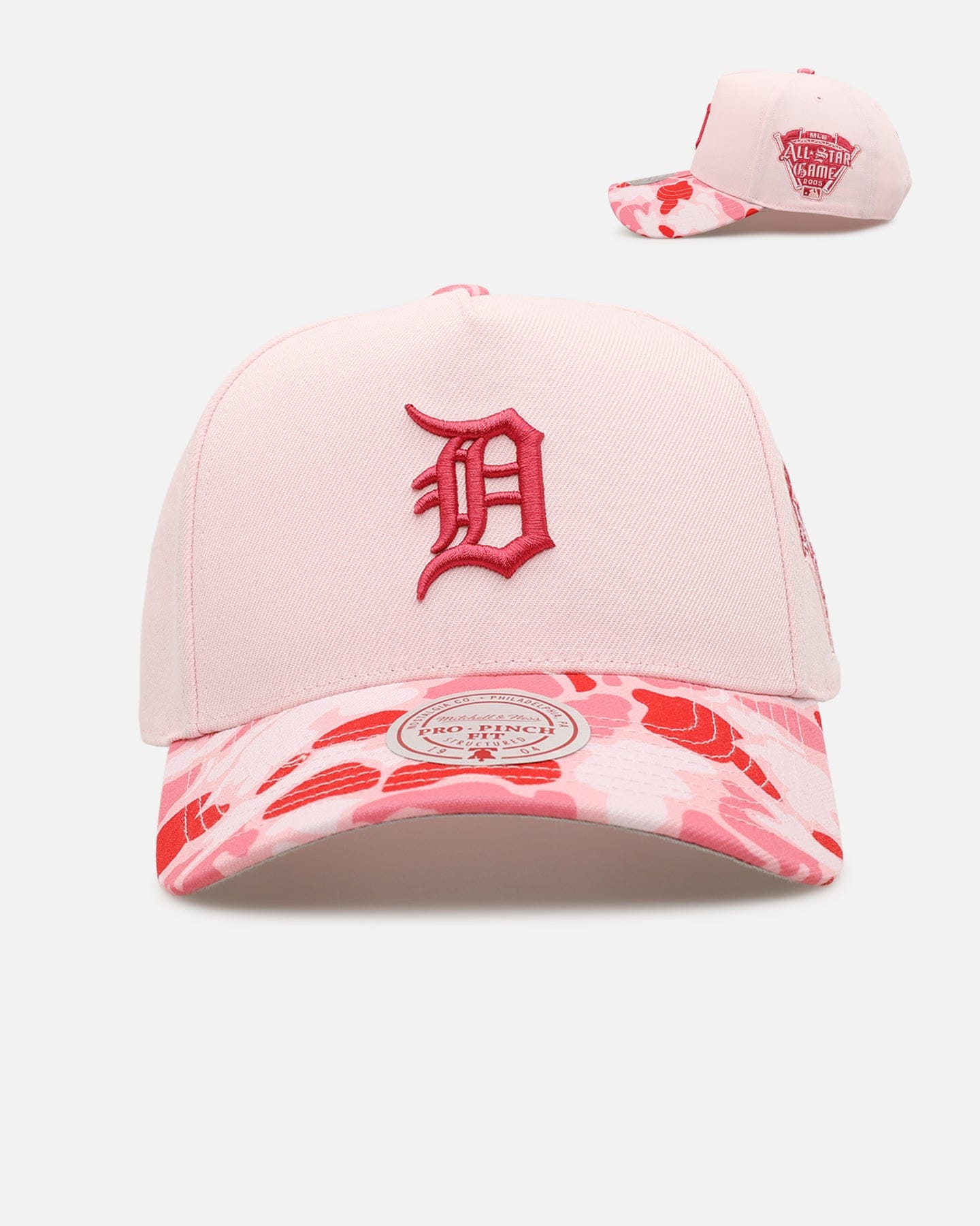 Mitchell & NESS Detroit Tigers Pink Camo Pro Pinch Snapback Pink