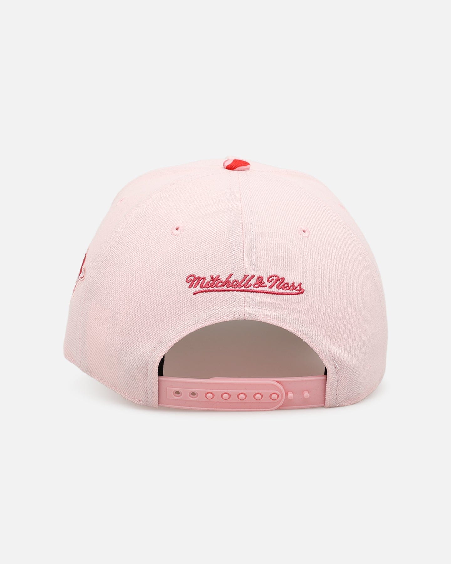 Mitchell & NESS Detroit Tigers Pink Camo Pro Pinch Snapback Pink