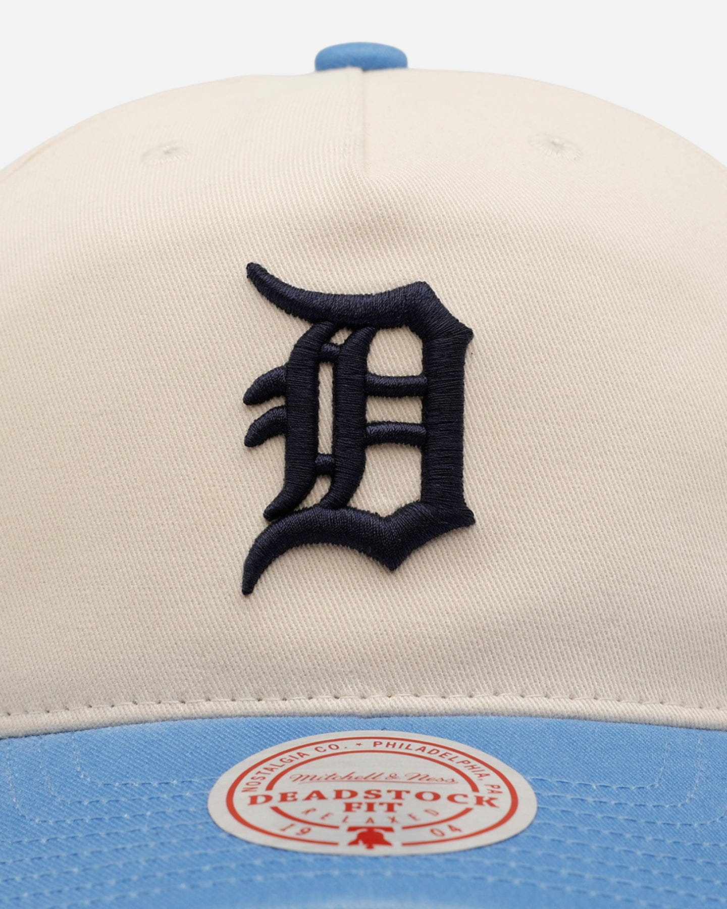 Mitchell & NESS Detroit Tigers Washed Cotton Deadstock Snapback Off White