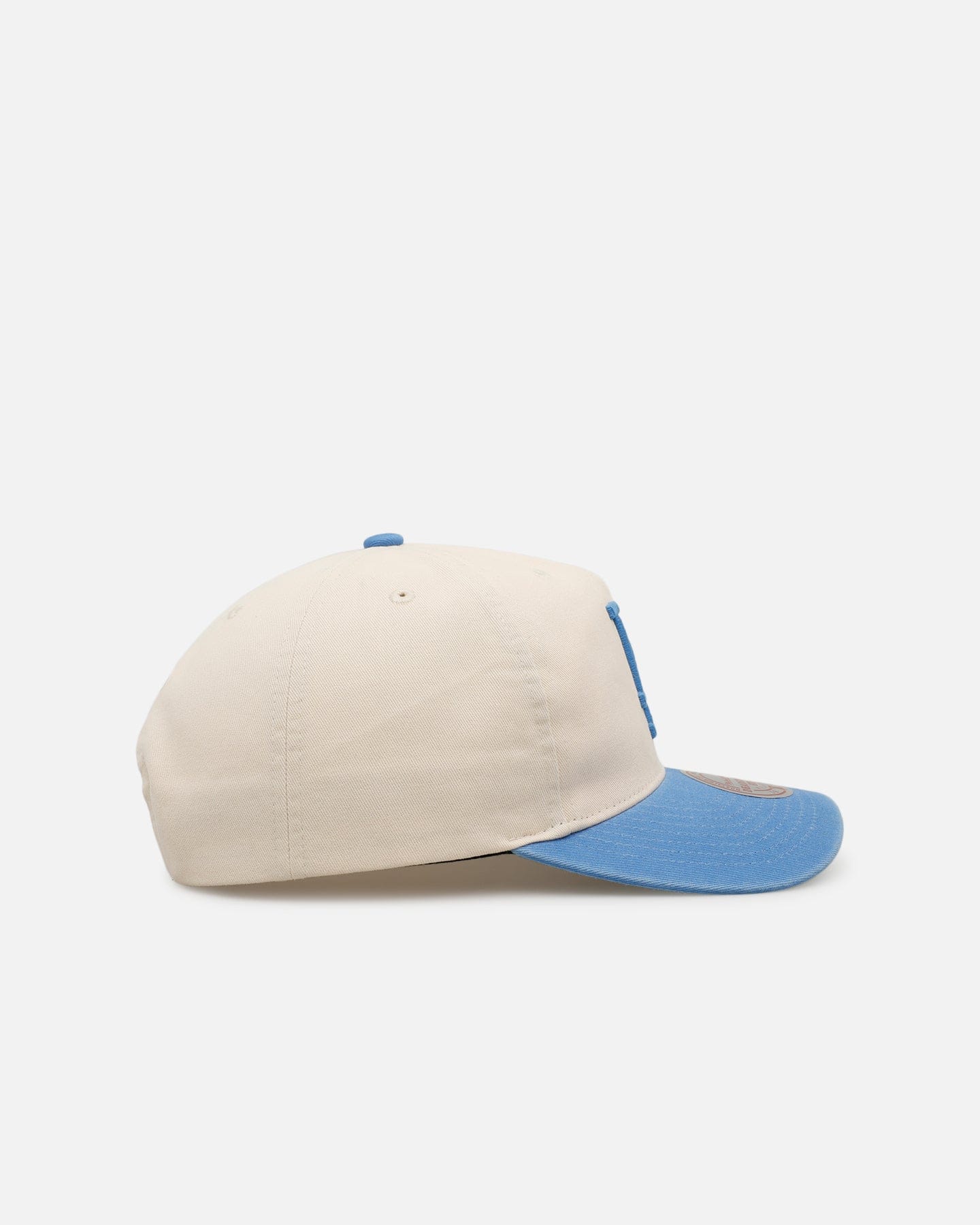 Mitchell & NESS Los Angeles Dodgers Washed Cotton Deadstock Snapback Off White