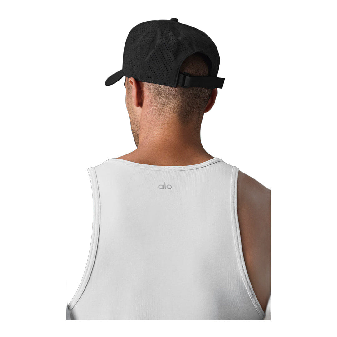 ALO Yoga alo Performance District Trucker Hat - Black