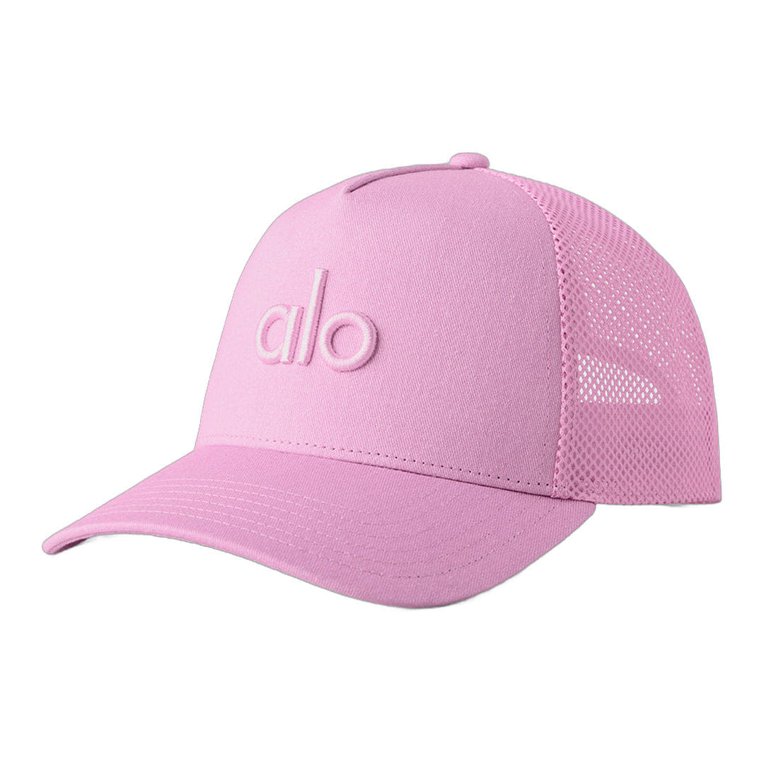 ALO Yoga alo District Trucker Hat - Candy Heart Pink