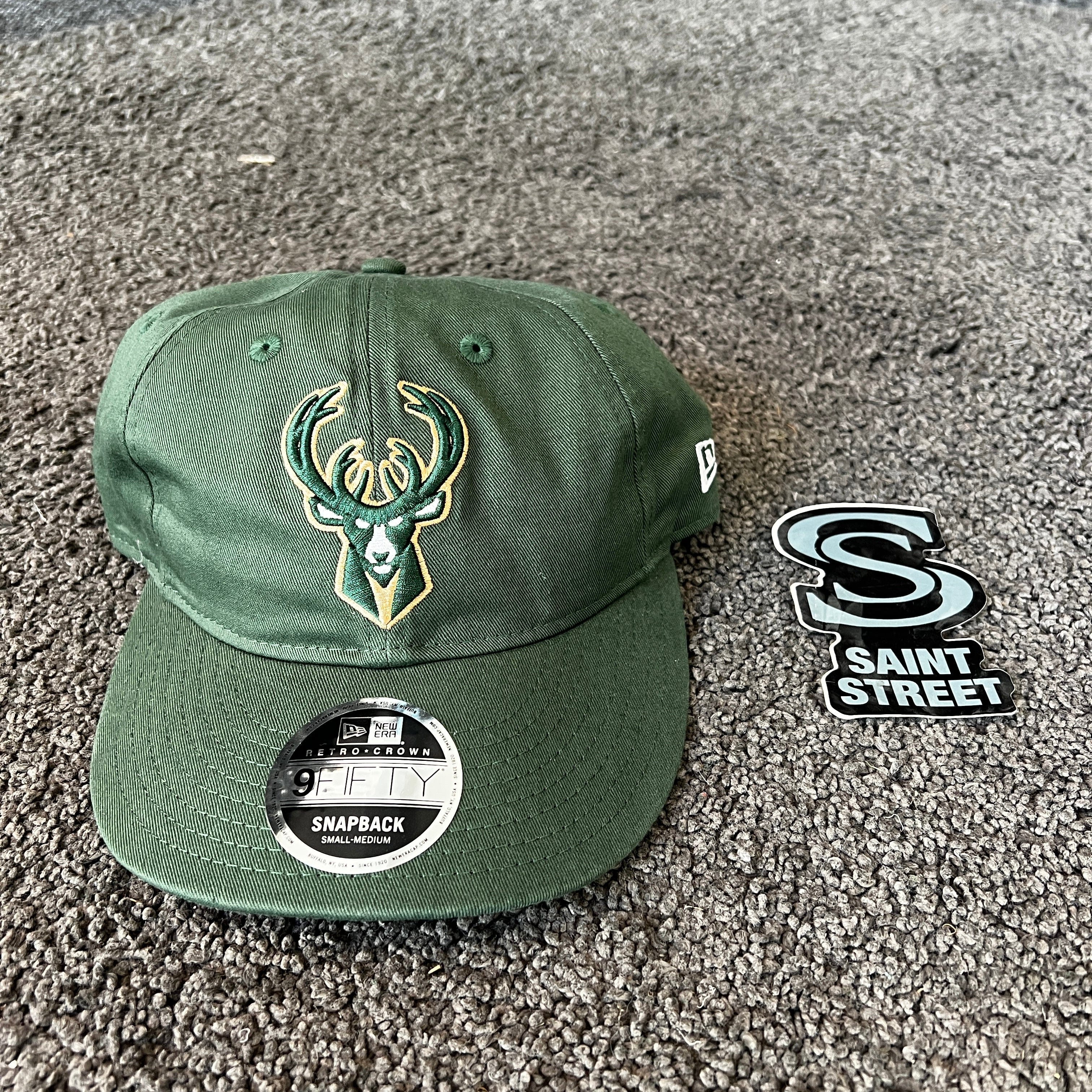 New Era Bucks SnapBack Green