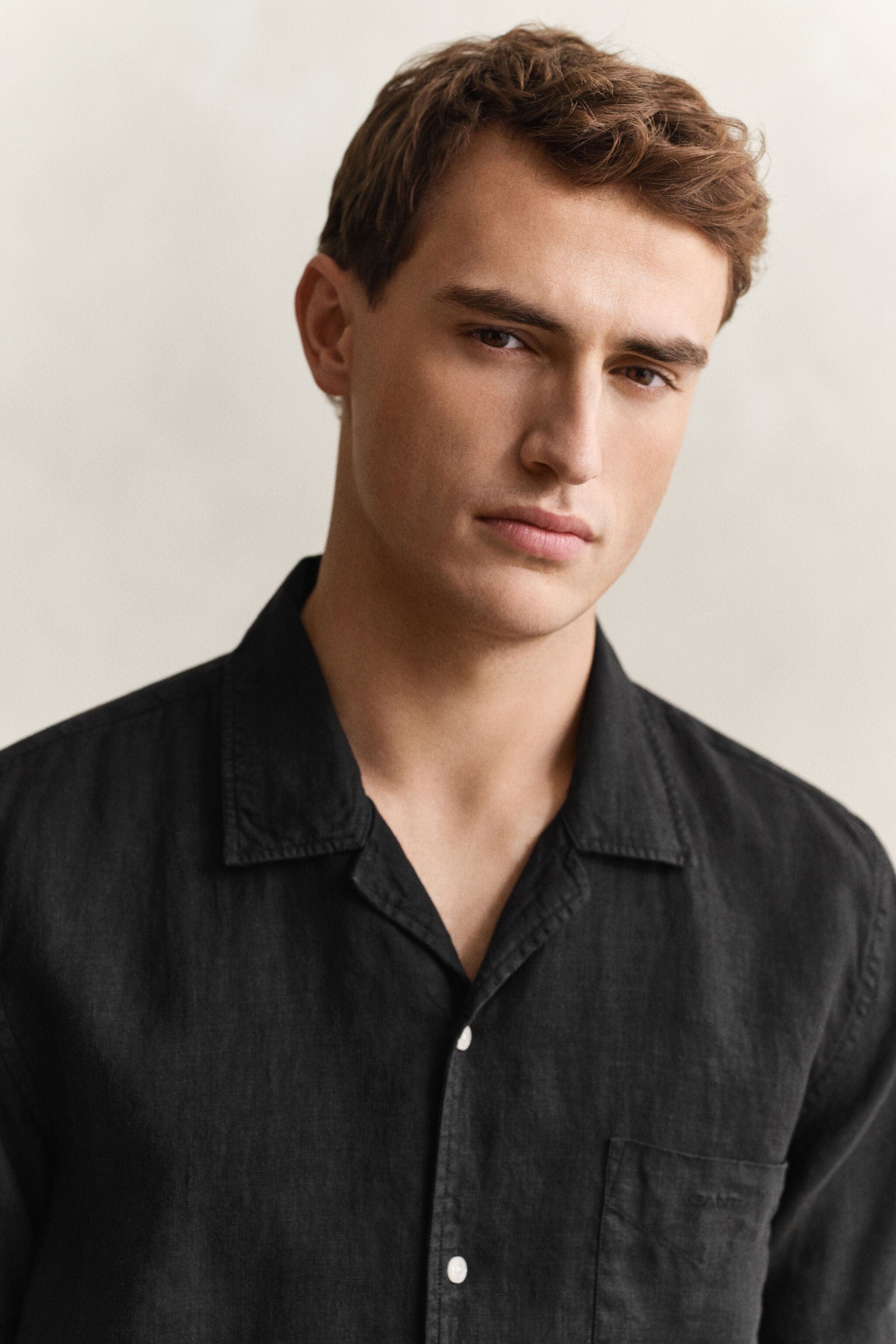 Gant Regular Garment Dyed Linen Short Sleeve Camp Shirt