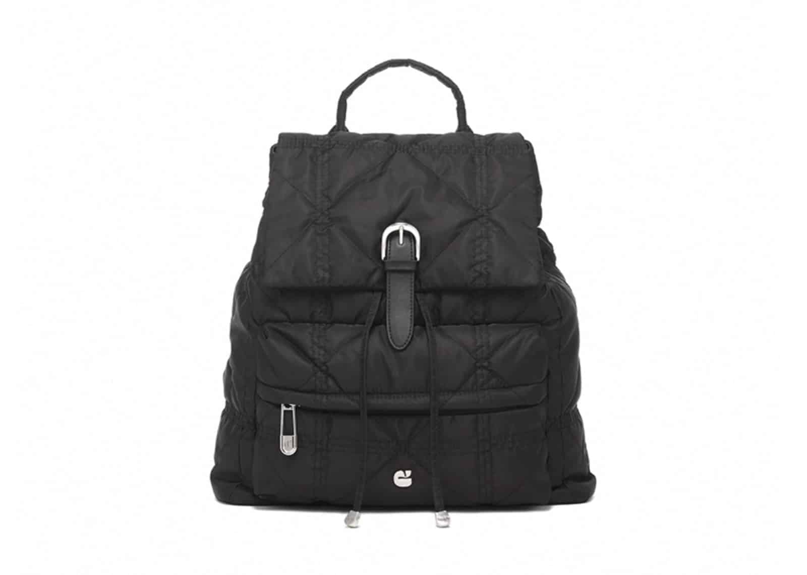 Carlyn Breeze Bag Black H75143010