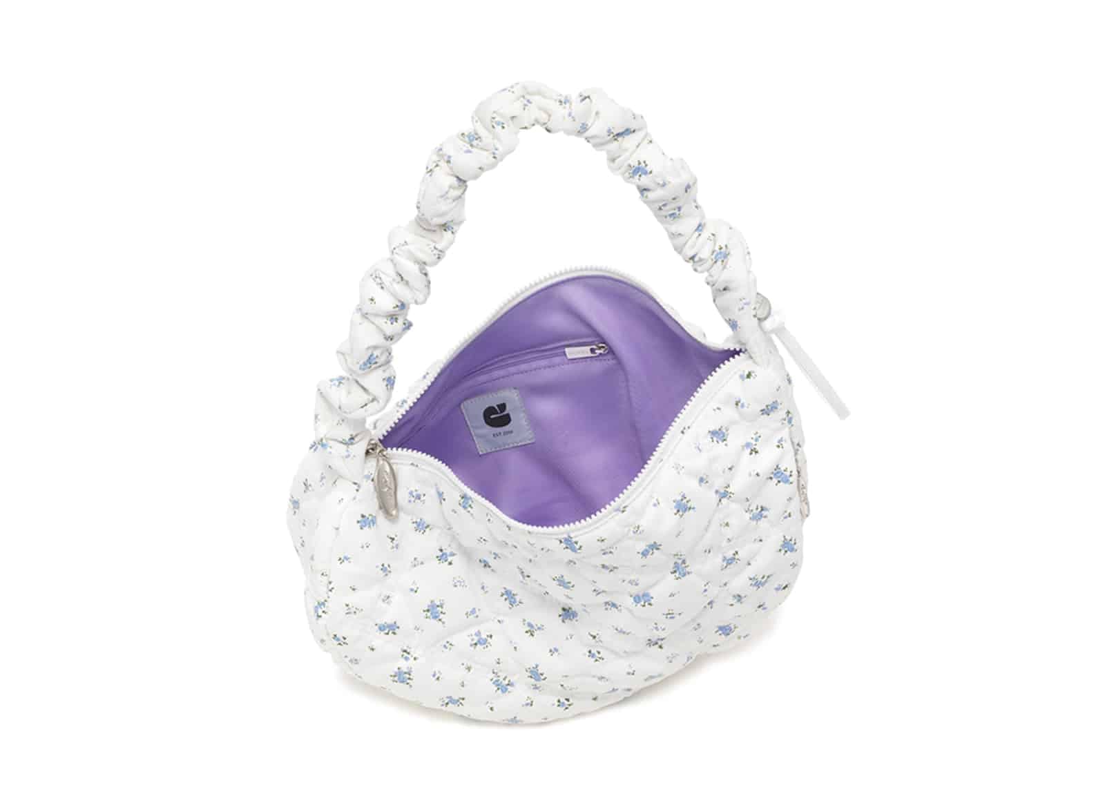 Carlyn Flower Cozy Bag Blue H75142010