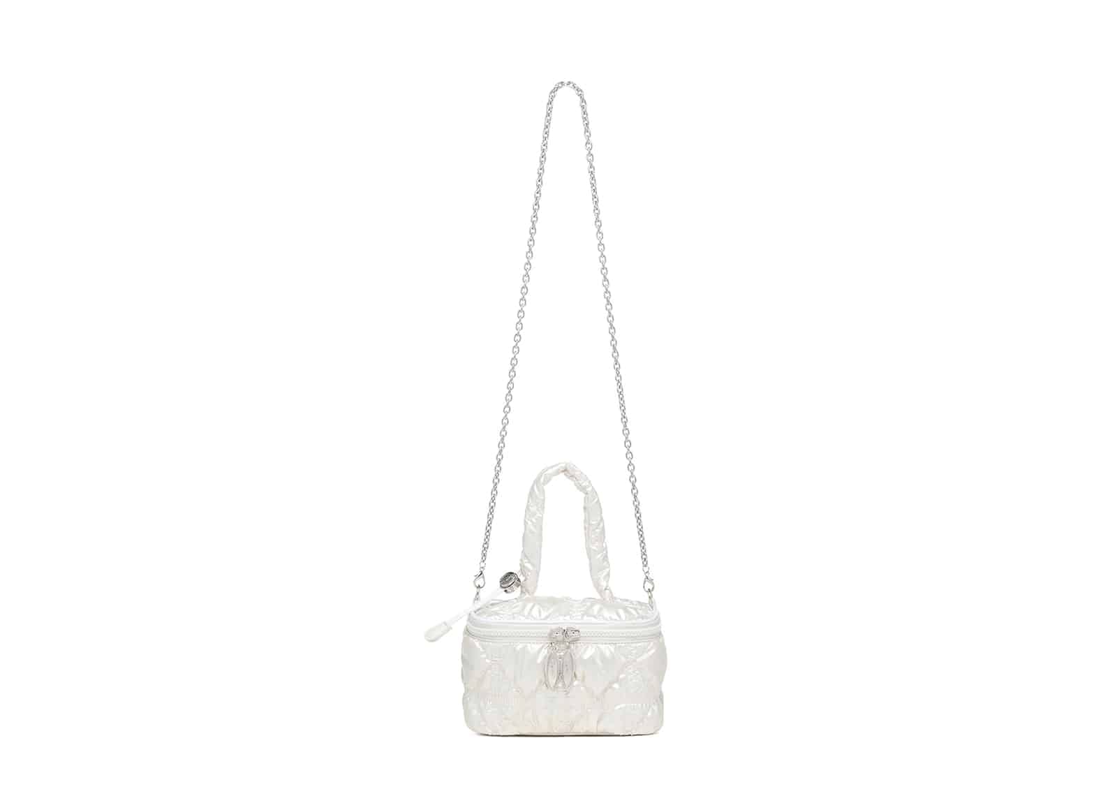 Carlyn Winnie Bag Pearl White H75137010