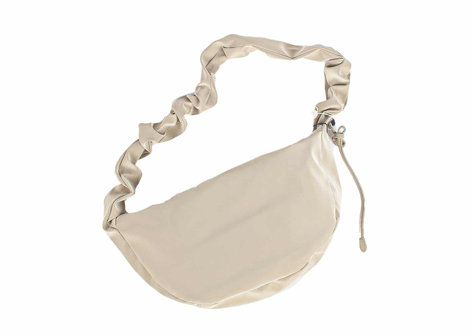 Carlyn Babe M Bag Beige H73104020