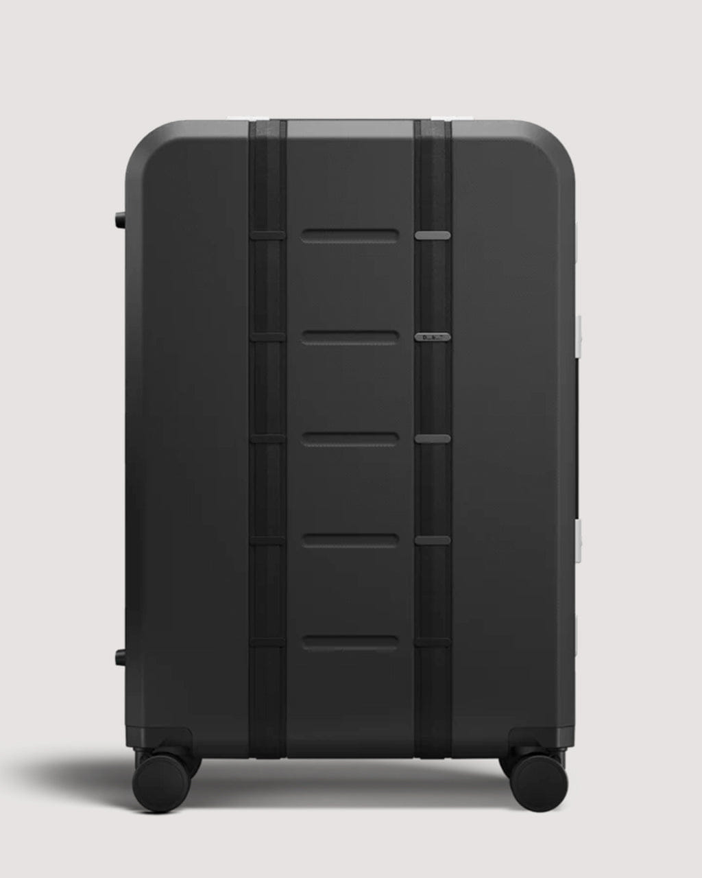 D_b_ Ramverk Pro Check - in Luggage - Black Out
