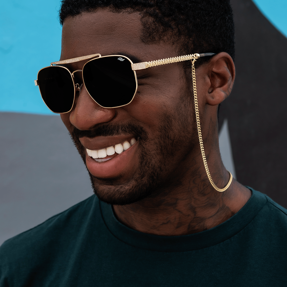 GLD PROMO The Grove Sunglasses in Yellow Gold with Sunglass Chain