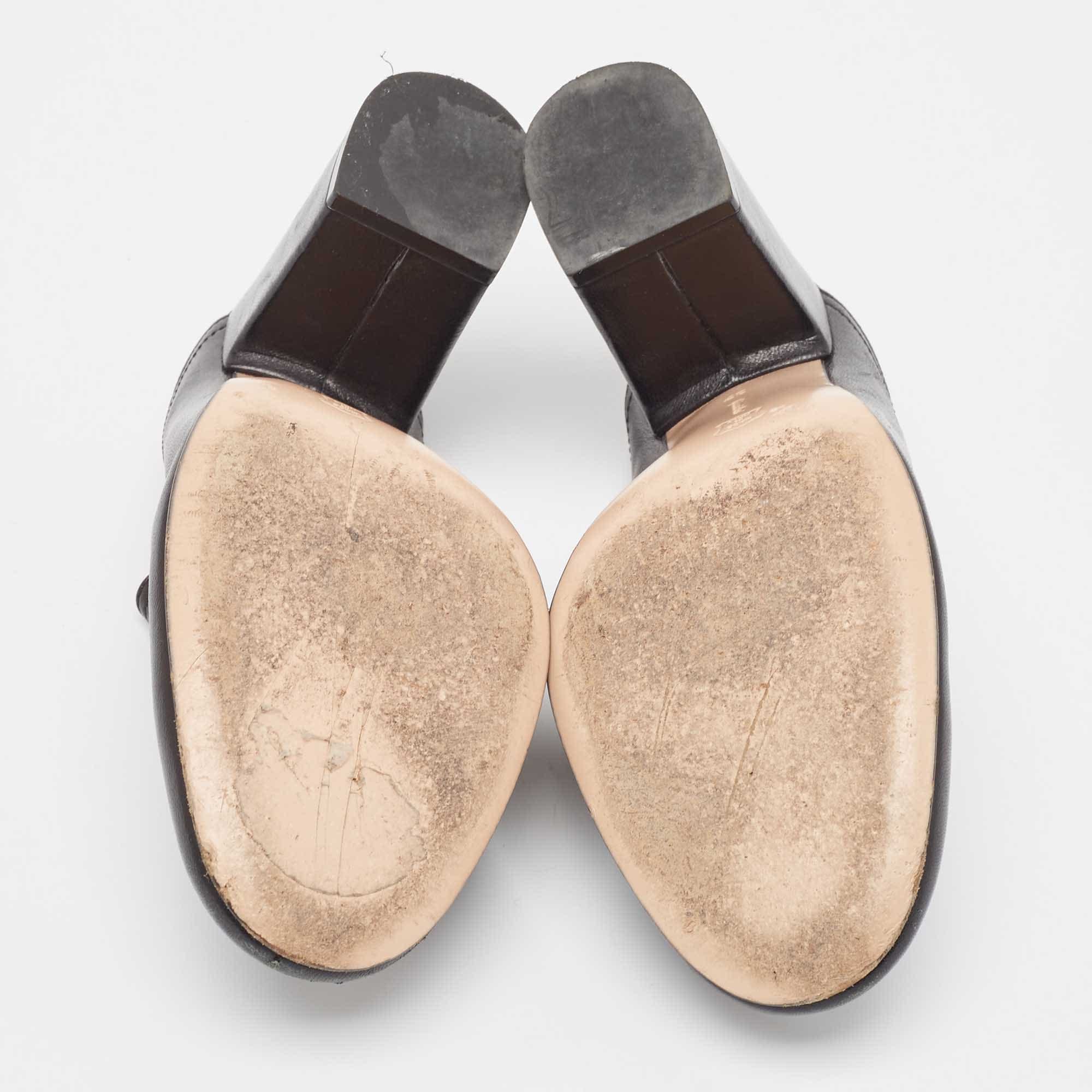 Gianvito Rossi Black Leather Slides Sandals