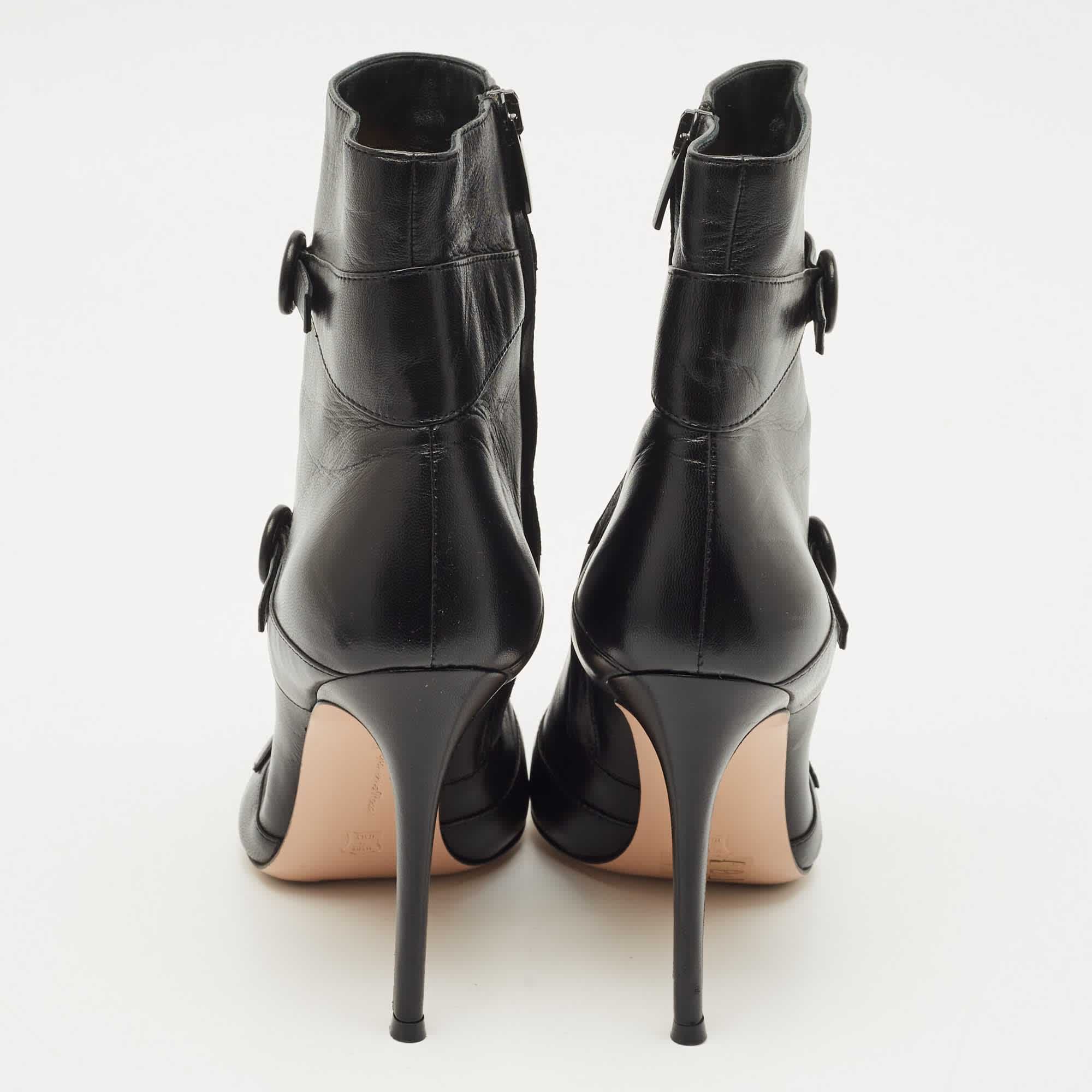 Gianvito Rossi Black Leather Ankle Length Boots