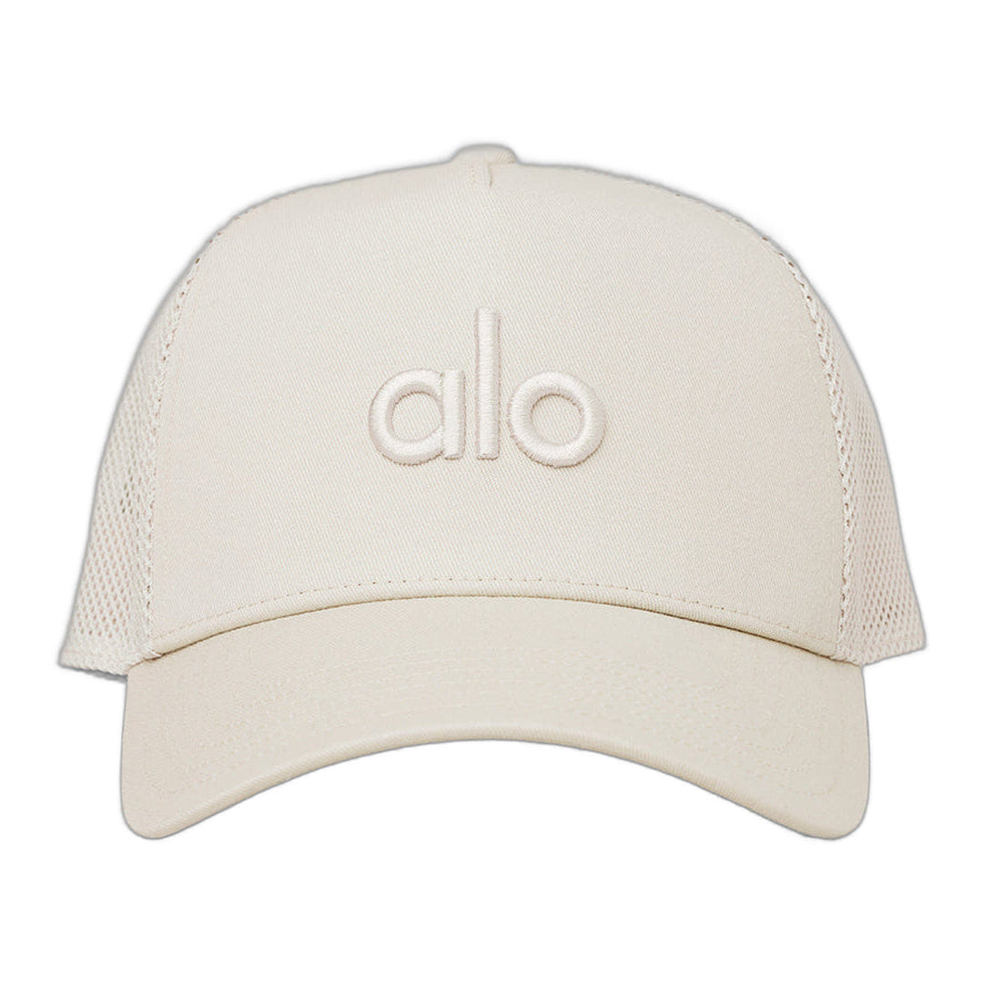 ALO Yoga alo District Trucker Hat - Bone