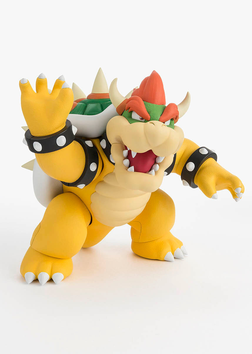 Bandai S.H. Figuarts Bowser (Super Mario) Super Mario Action Figure