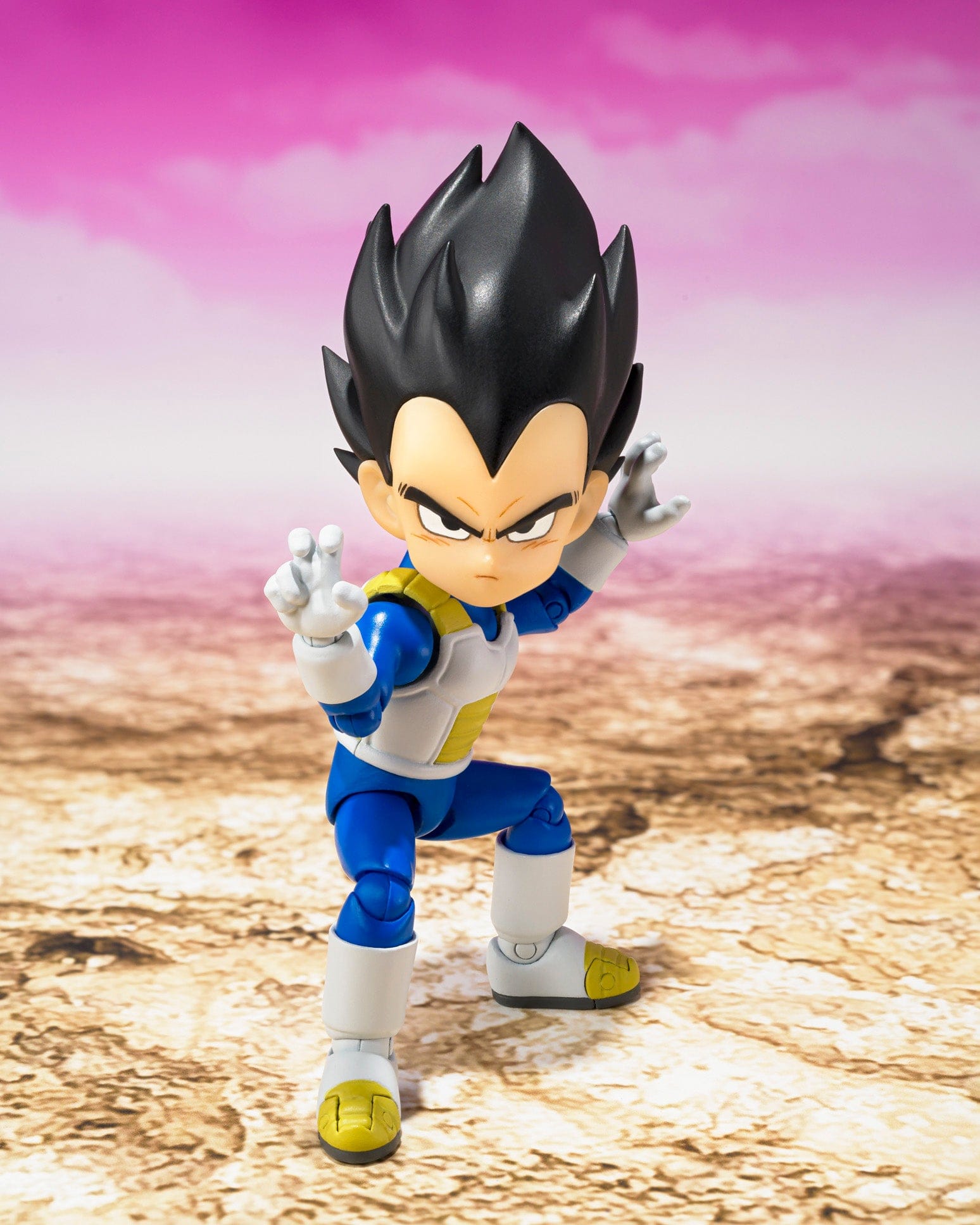 Bandai S.H. Figuarts VEGETA (MINI) - DAIMA - Dragon Ball DAIMA Action Figure