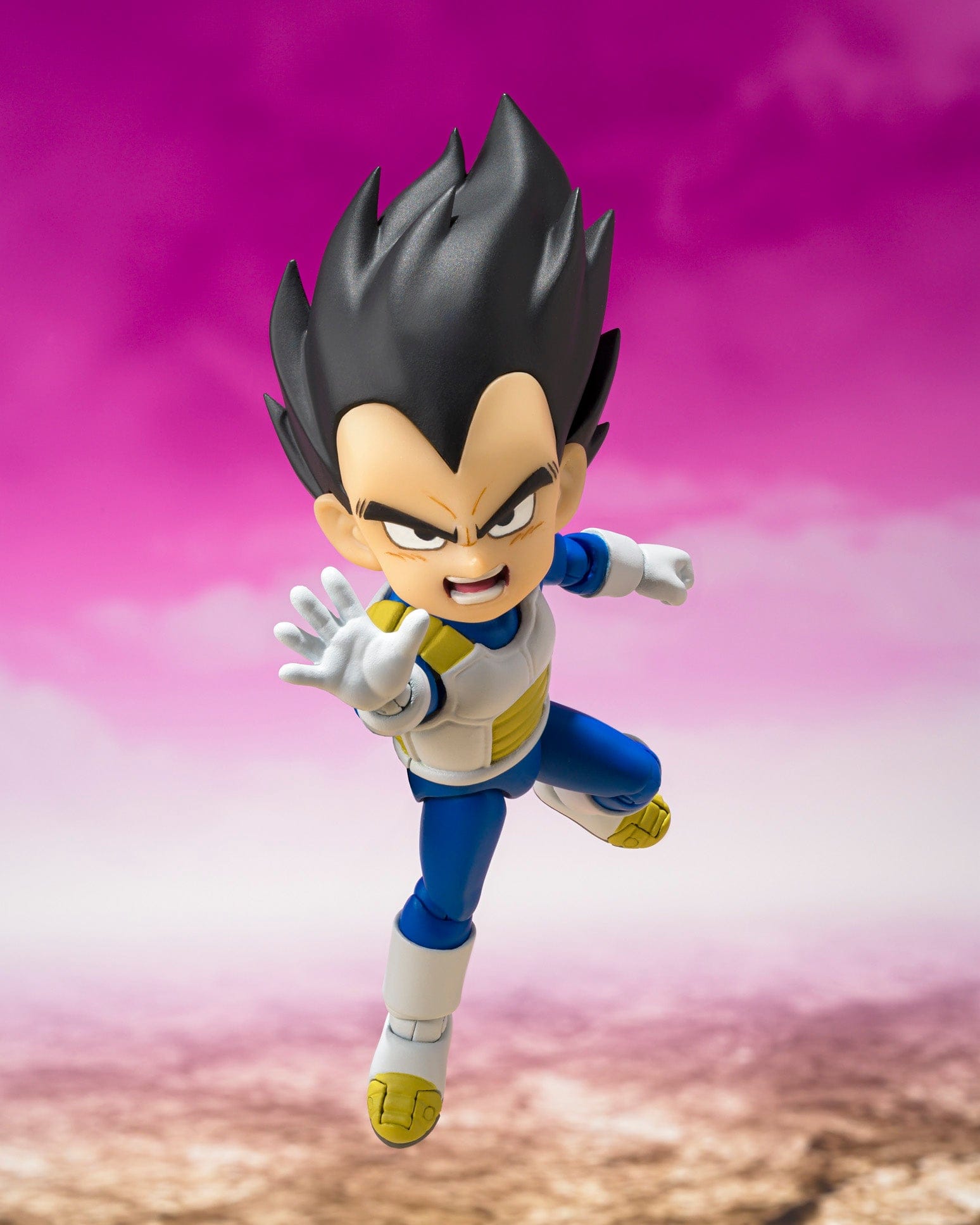 Bandai S.H. Figuarts VEGETA (MINI) - DAIMA - Dragon Ball DAIMA Action Figure
