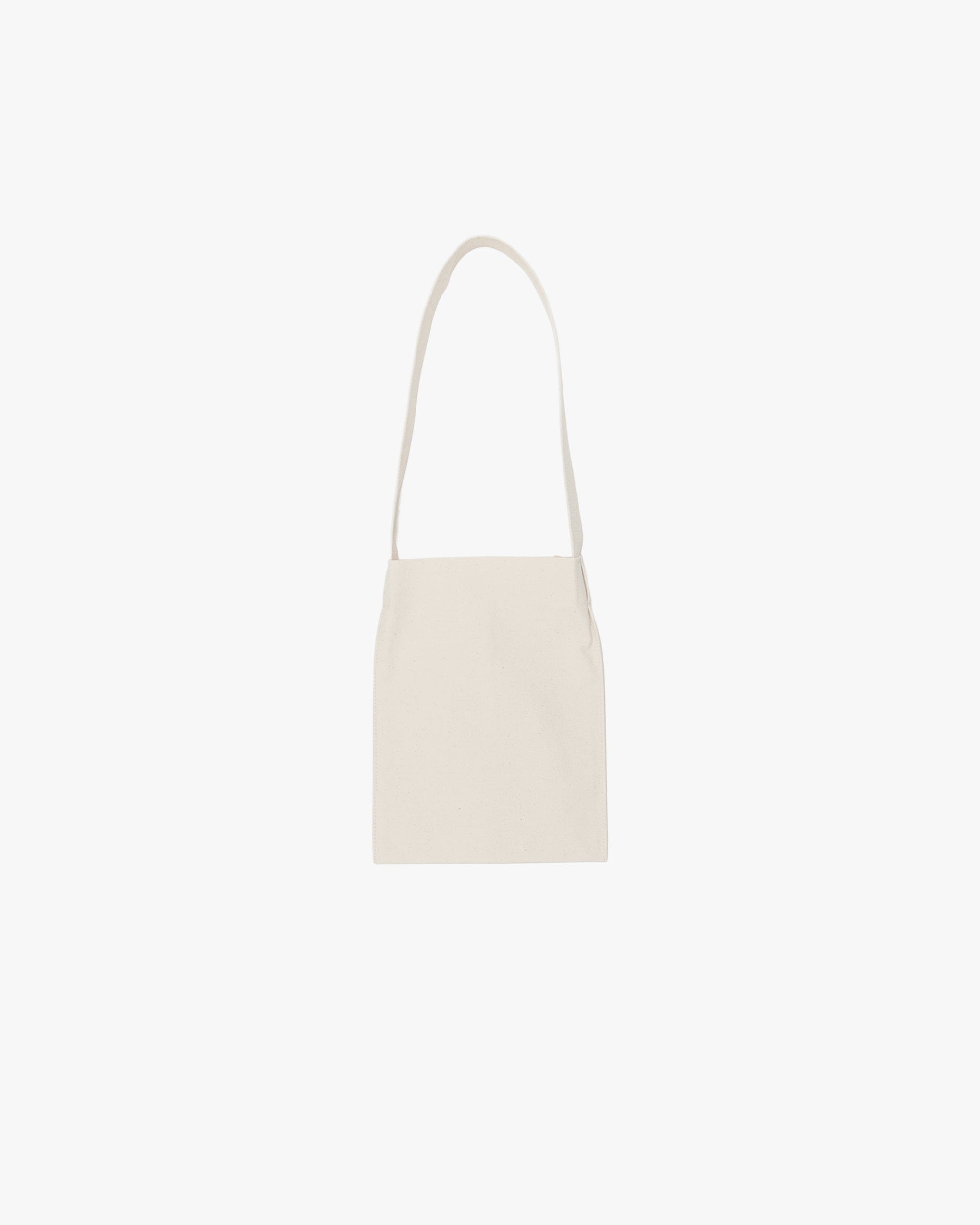 Chacoli BL18 / FLAT SHOULDER M