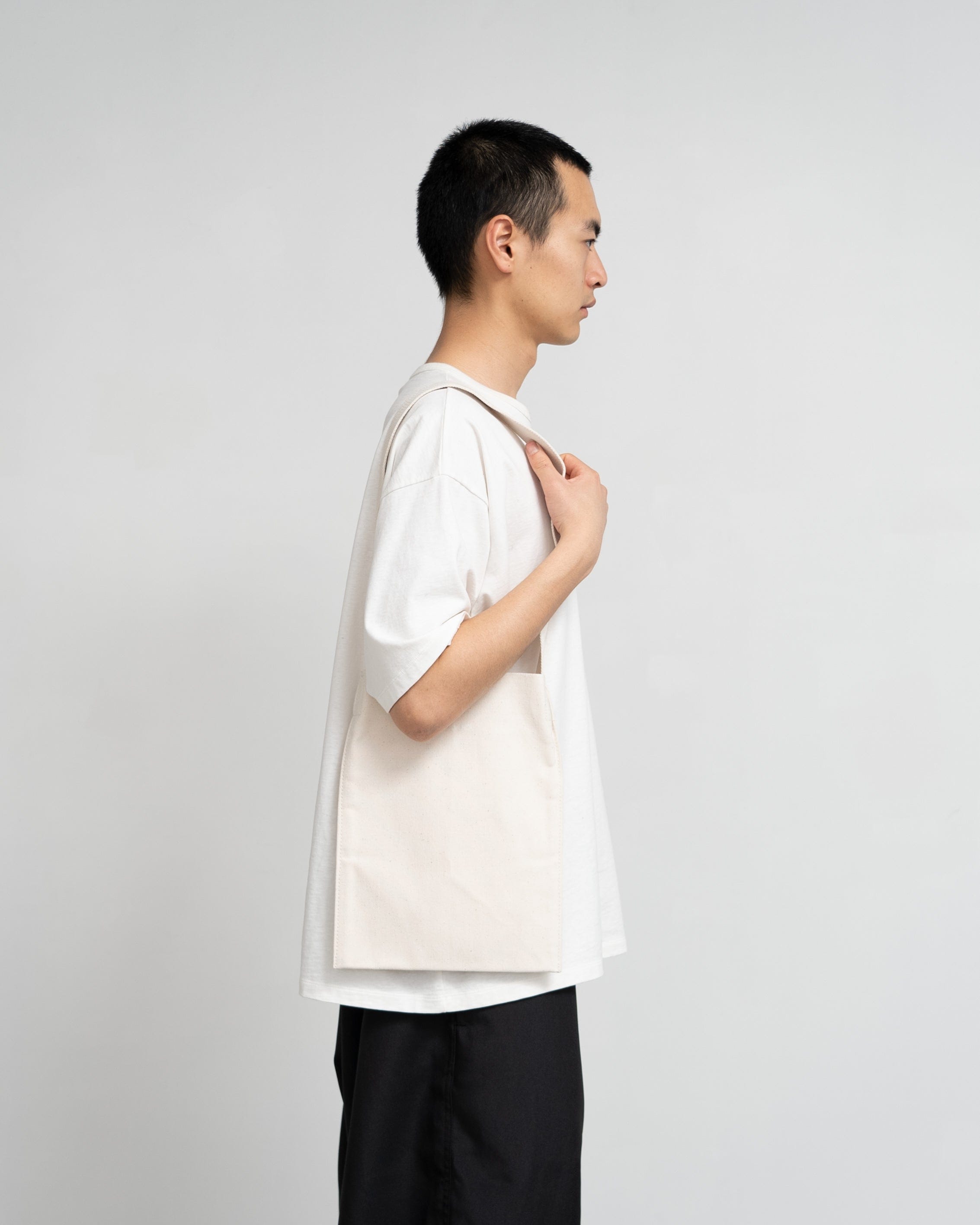Chacoli BL18 / FLAT SHOULDER M