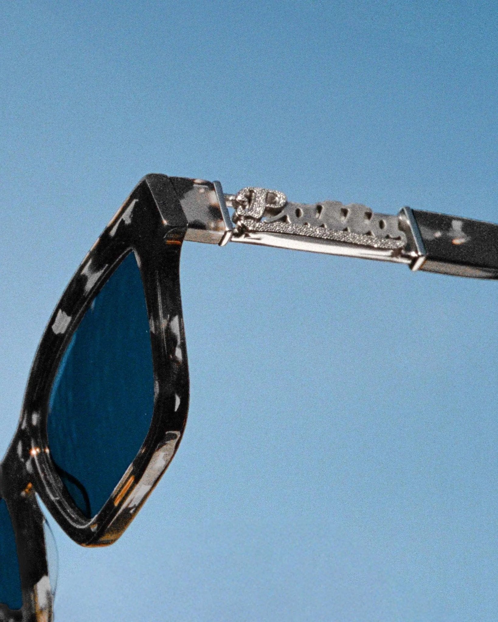 TORTOISE Patta Stamp Sunglasses (Grey Tortoise)