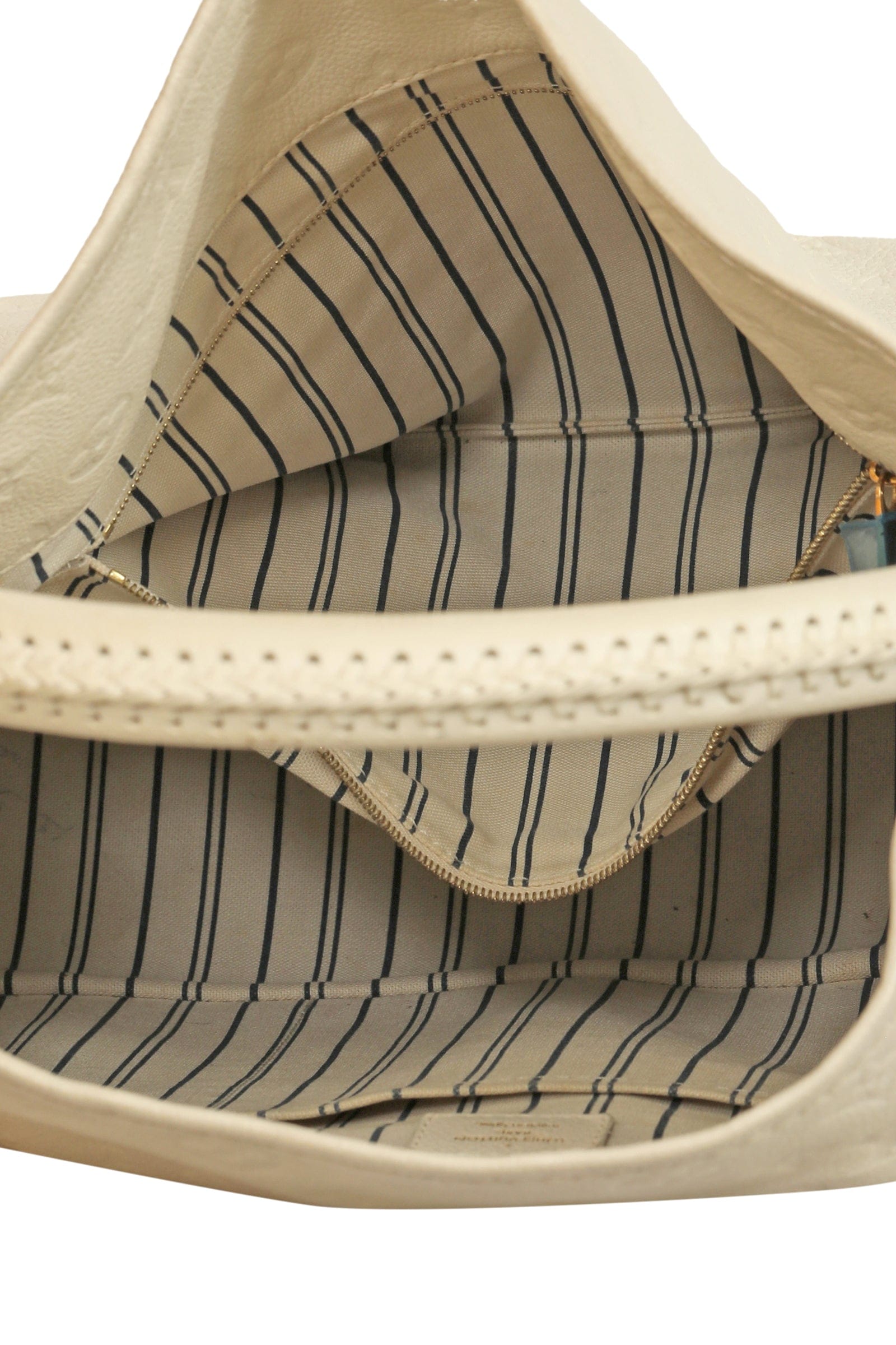 Monogram Louis Vuittonleather Monogram Empreinte Artsy Mm Shoulder Bag