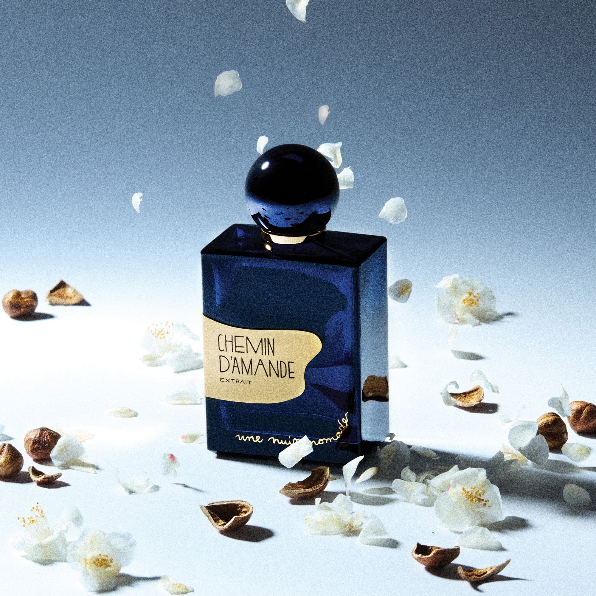UNE NUIT Nomade Chemin d'Amande Extrait de Parfum