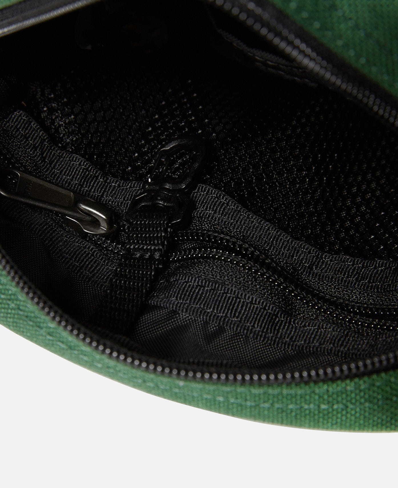 Thisisneverthat® T - Logo Shoulder Bag (Green)