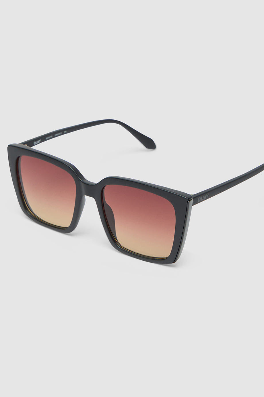 QUAY Australia Front Cover Sunglasses