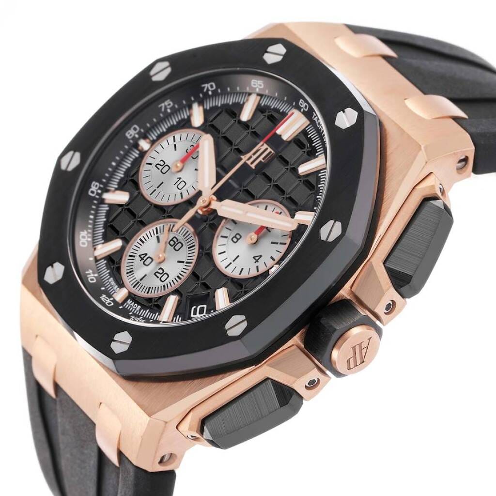 Royal Oak Offshore (Reference 26420RO.OO.A002CA.01). A 44mm rose gold automatic wristwatch with date and chronograph. 2023