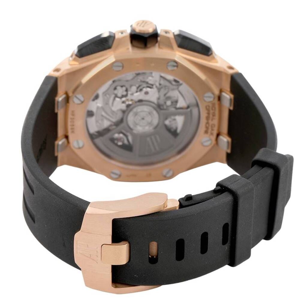 Royal Oak Offshore (Reference 26420RO.OO.A002CA.01). A 44mm rose gold automatic wristwatch with date and chronograph. 2023