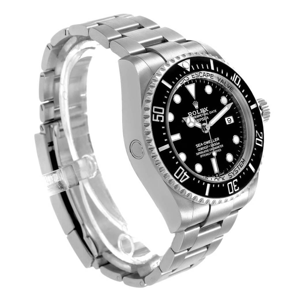 Sea-Dweller (Reference 136660). A 44mm stainless steel automatic wristwatch with date. 2022