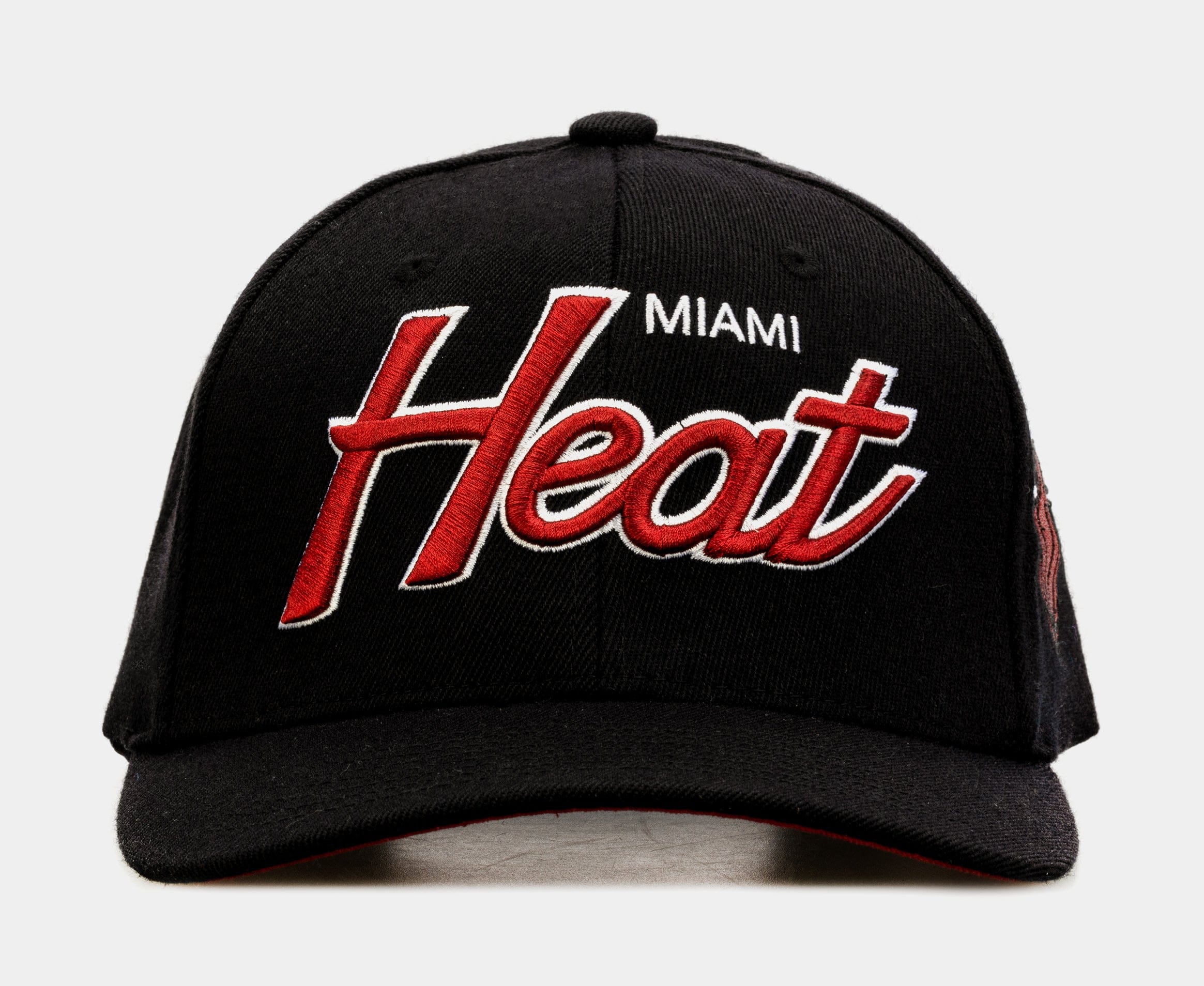 Mitchell & NESS Miami Heat Team Script 2.0 Mens Snapback Hat (Black)