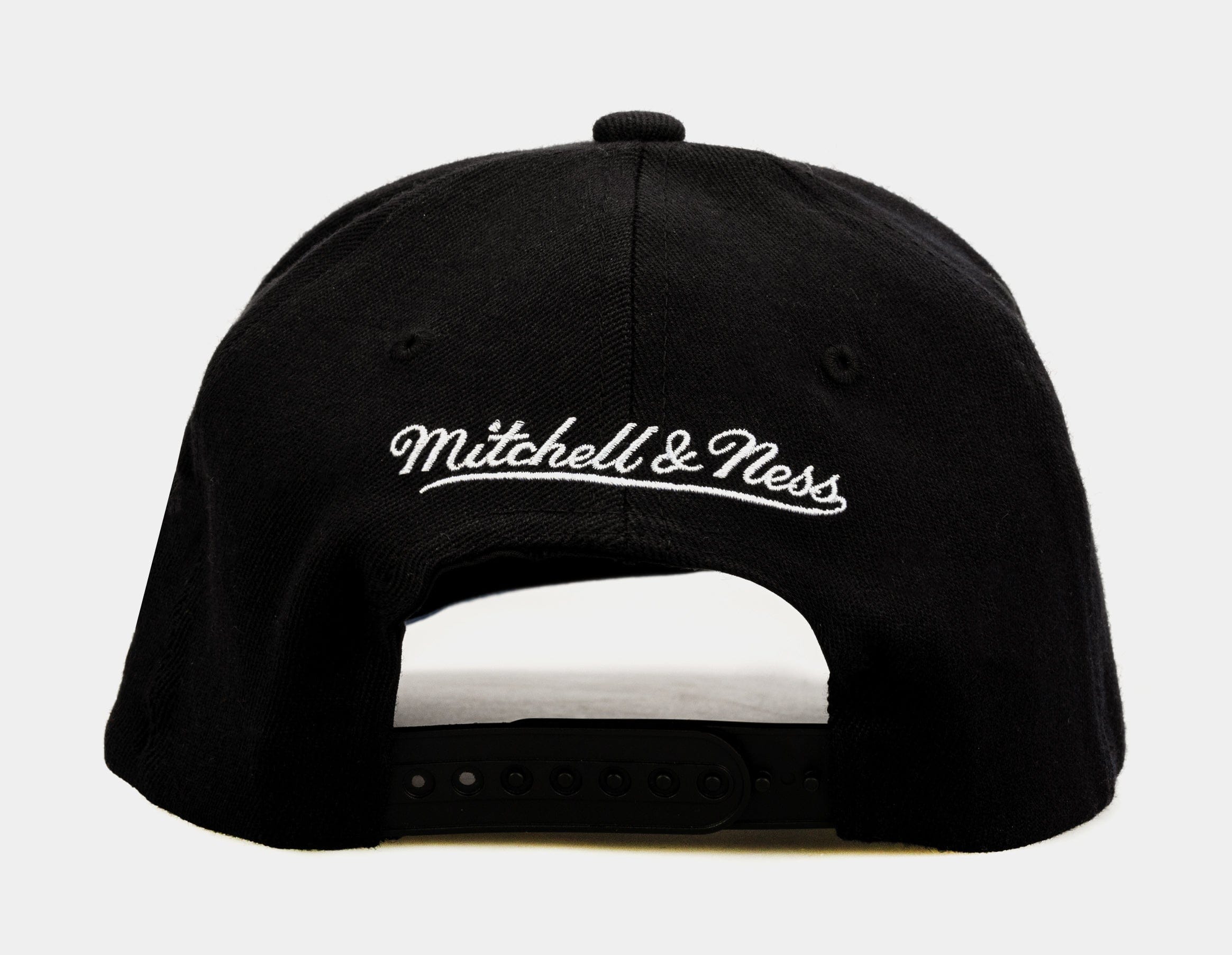 Mitchell & NESS Miami Heat Team Script 2.0 Mens Snapback Hat (Black)