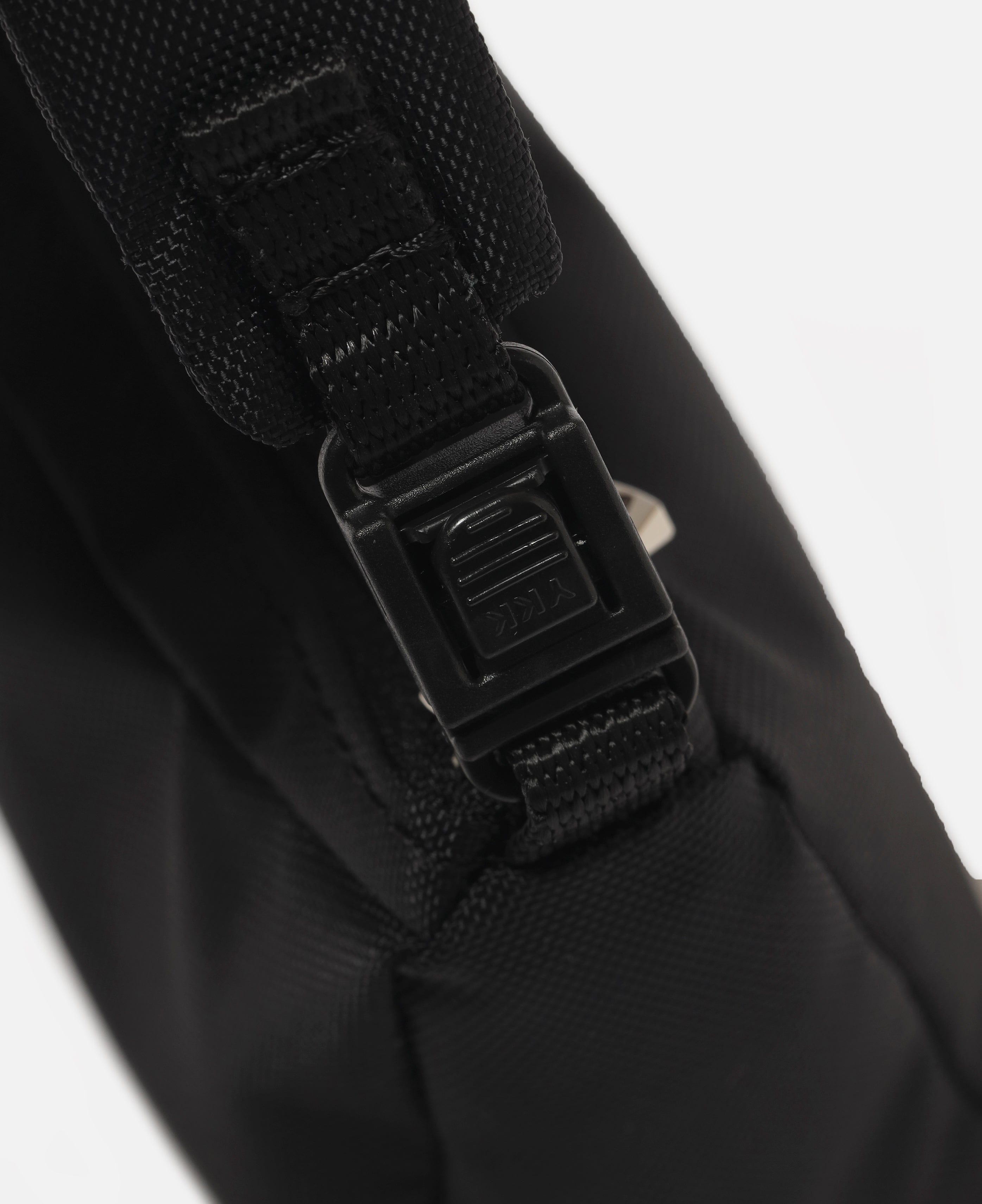 Clesste Holiday Bag Nano Charm (Black)