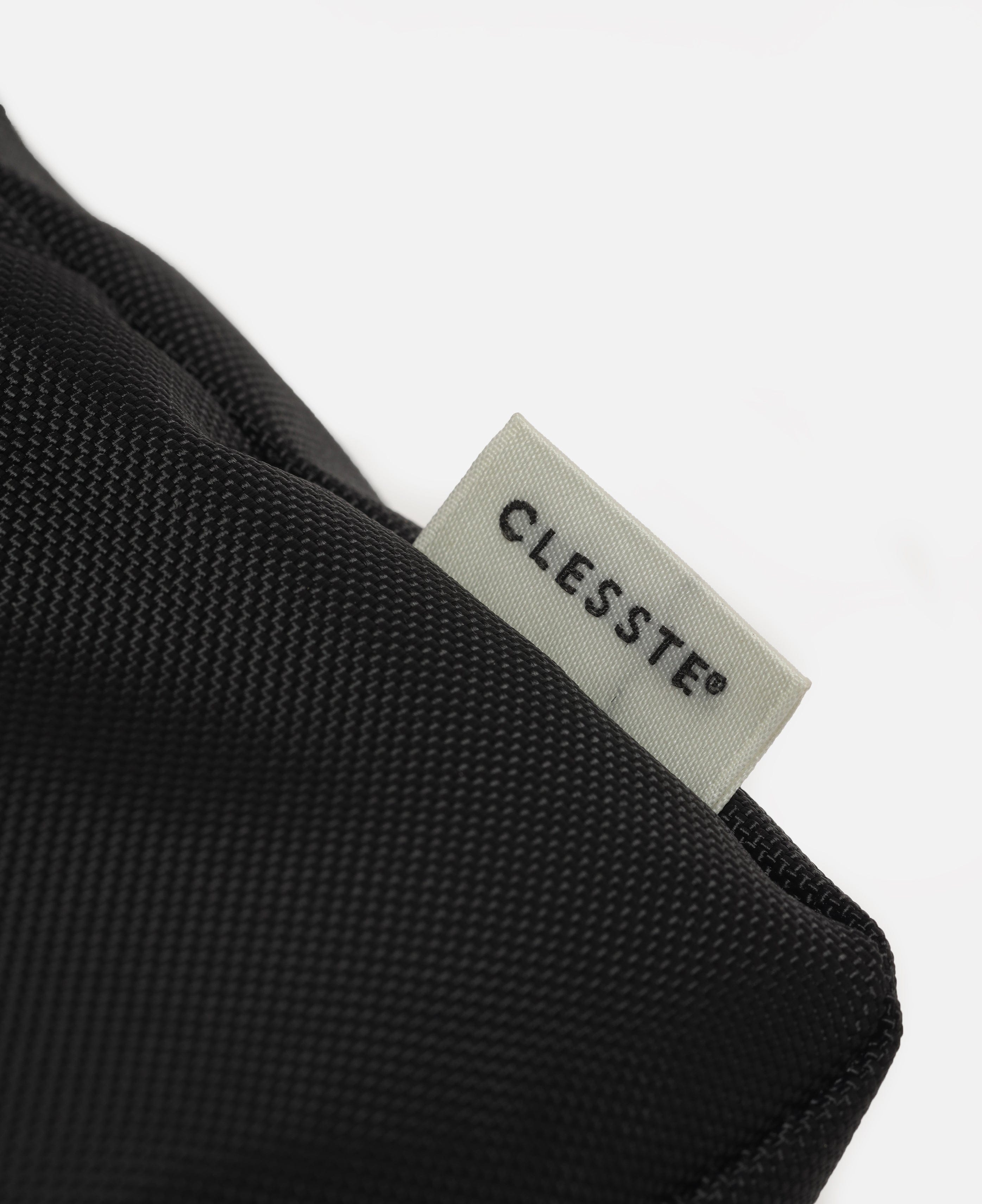 Clesste Holiday Bag Nano Charm (Black)