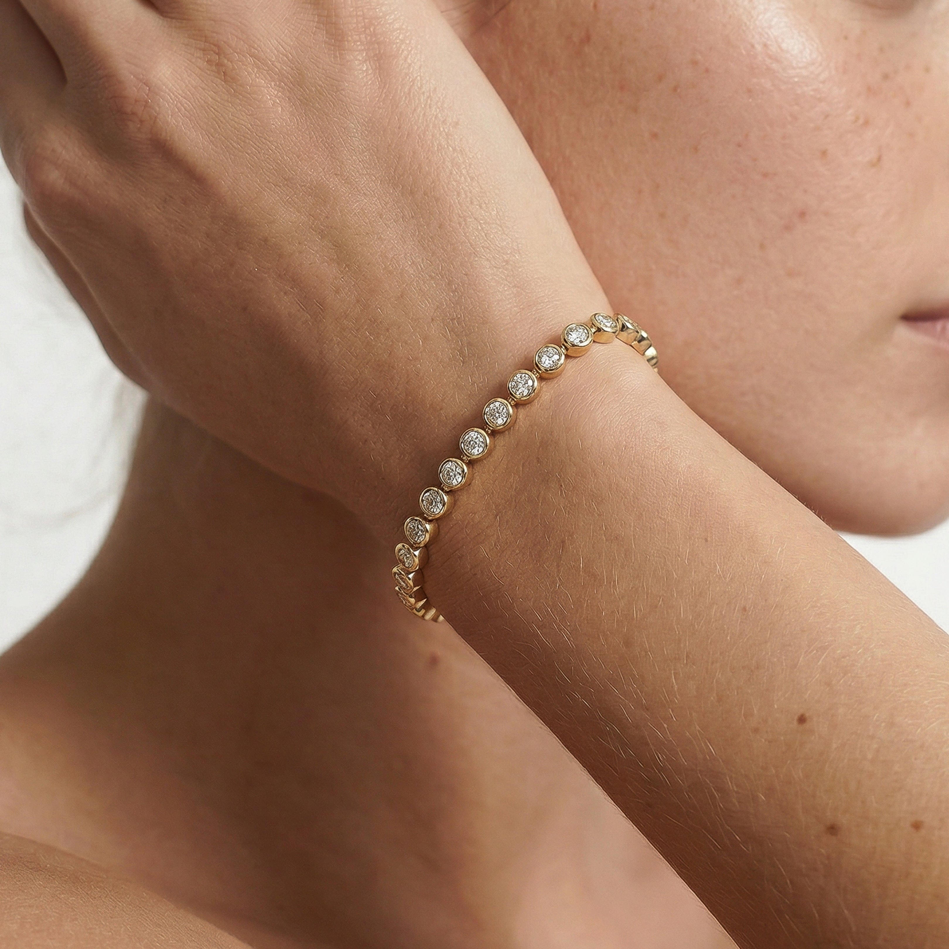 Chloe The Chloe Bezel Bracelet