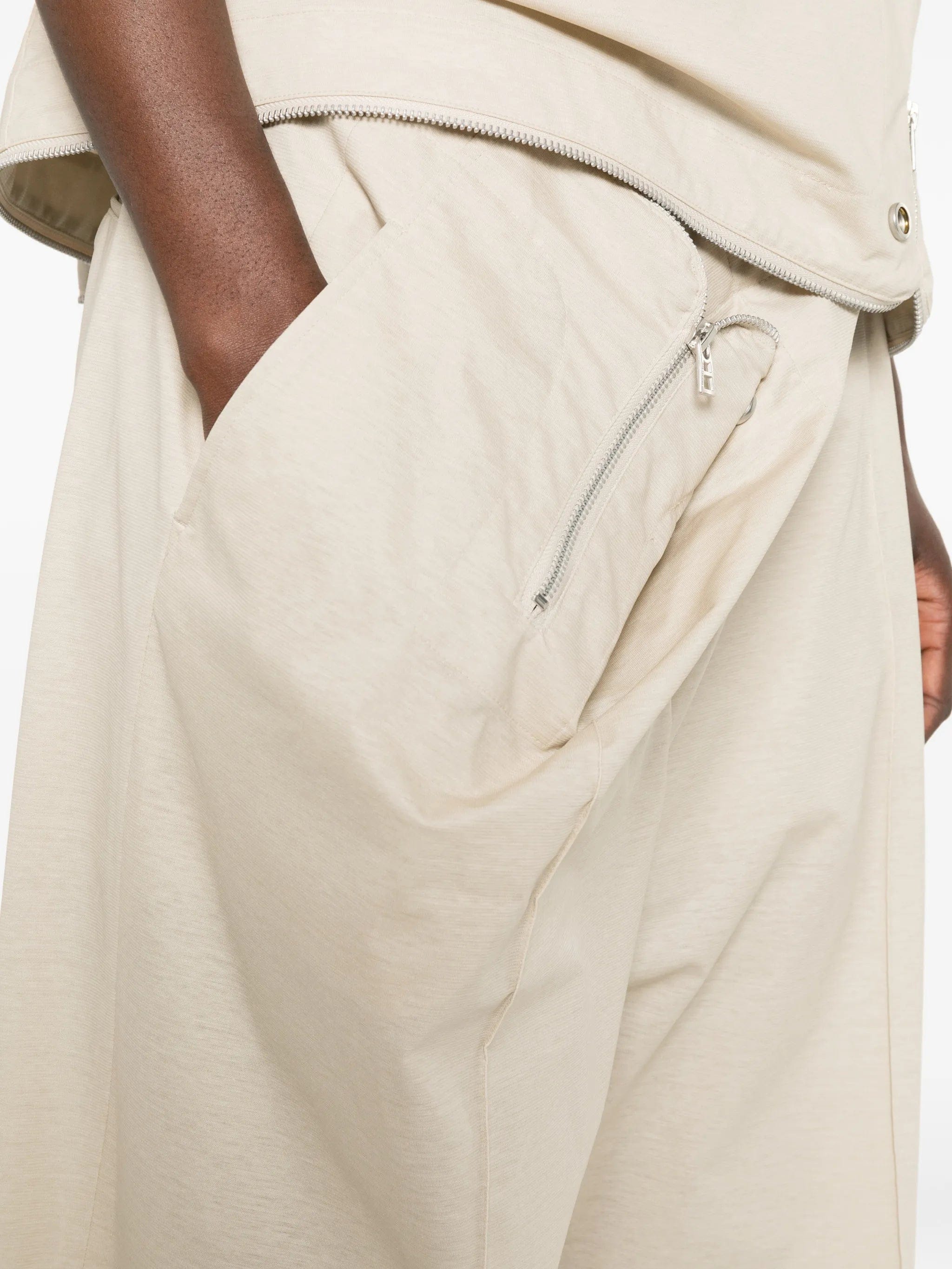 Issey Miyake zip - detail trousers