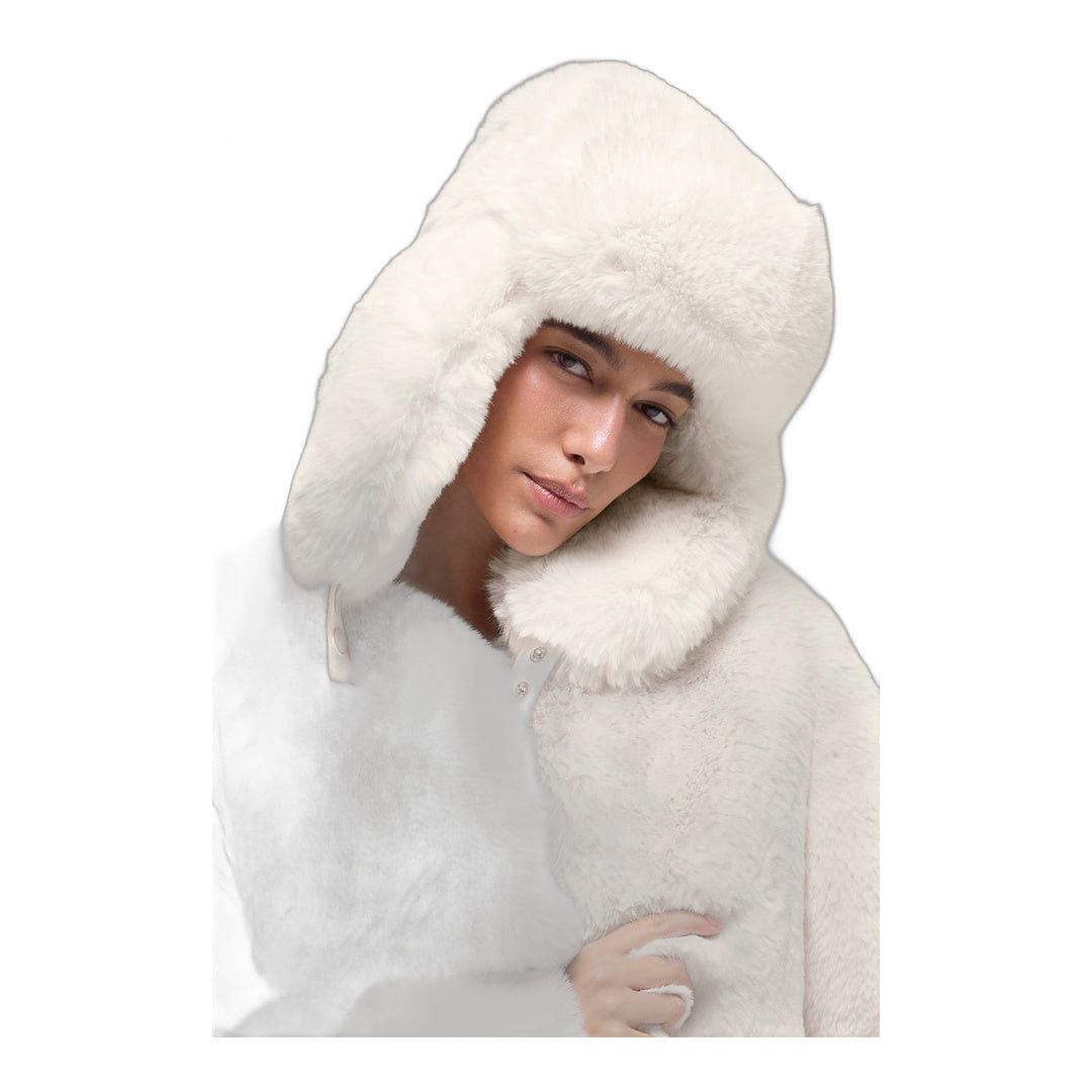ALO Yoga alo Faux Fur Starstruck Hat - Ivory