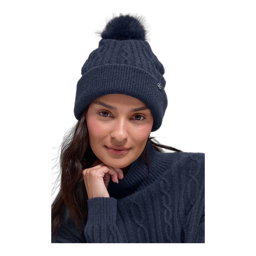 ALO Yoga alo Cable Knit Winter Bliss Beanie - Navy