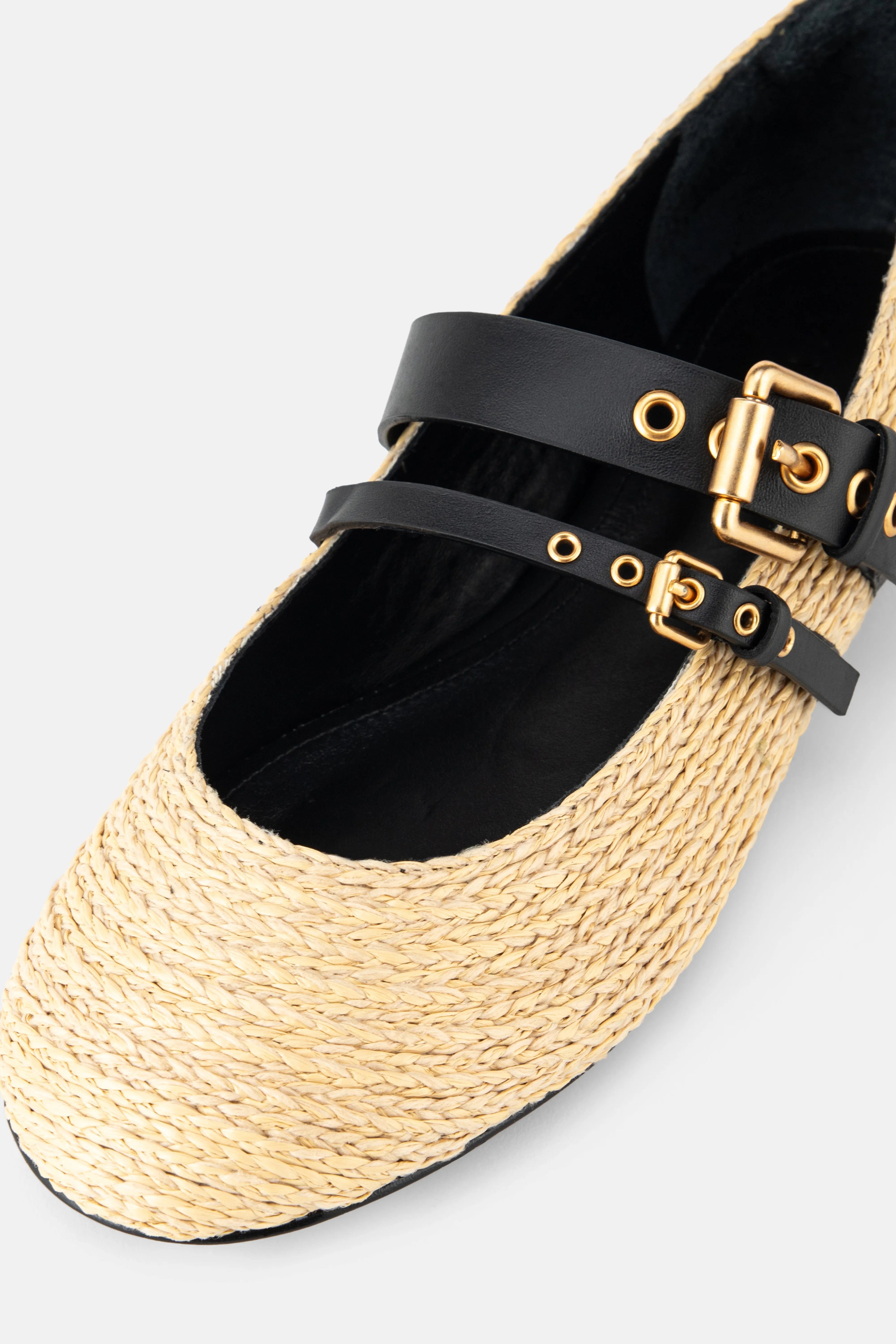 FARM RIO Raffia Gold Buckle Ballerina Flats in Black