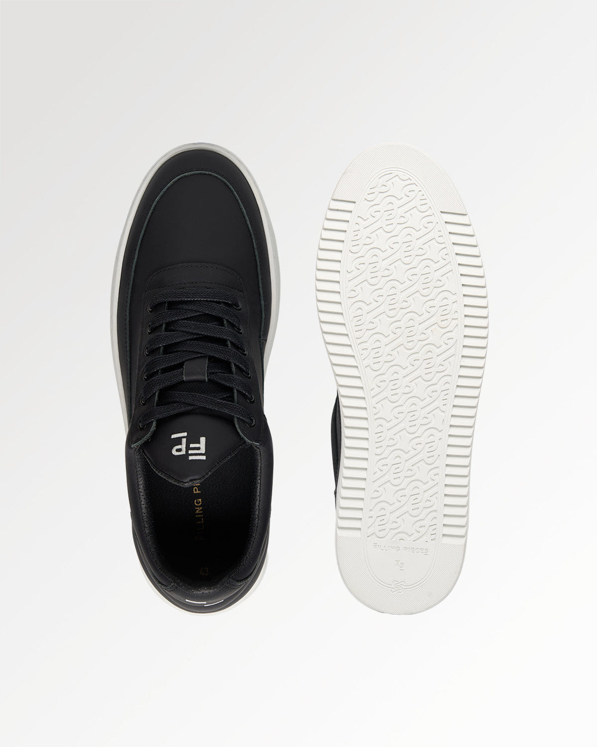 Conventional Low Top Organic Nappa Black