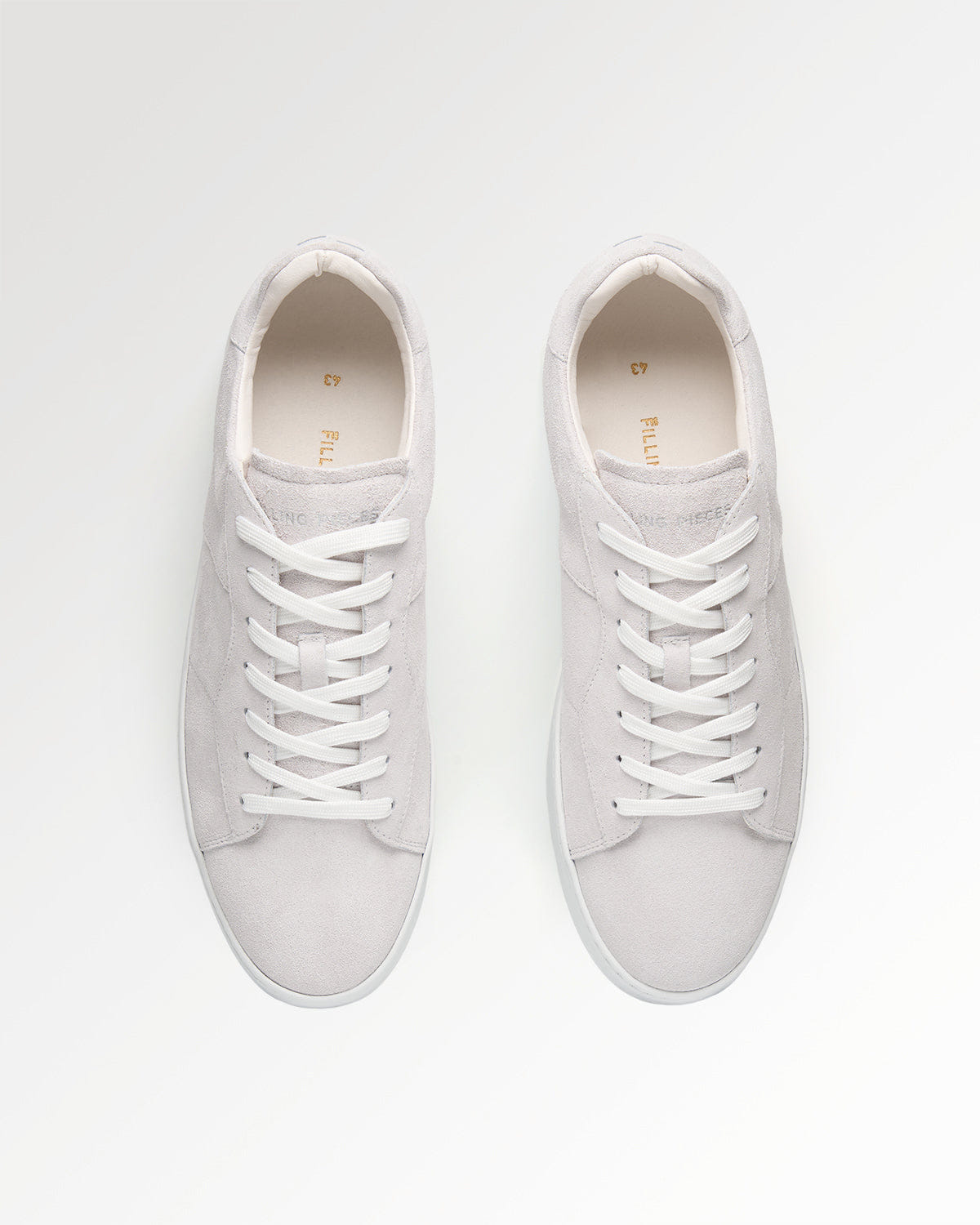 Conventional Court Suede Off White